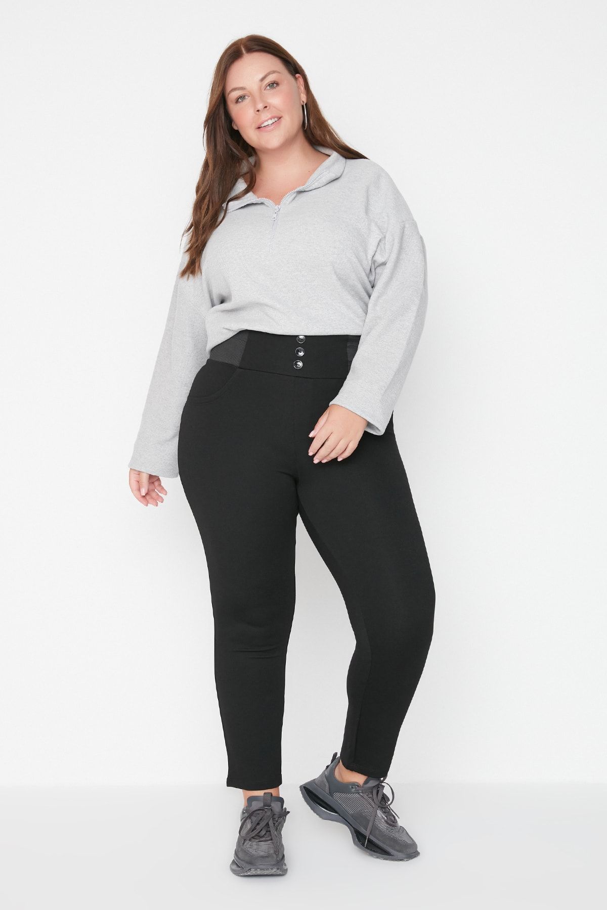 Trendyol Curve-Schwarze, schmal gestrickte, übergroße Hose mit elastischem Bund TBBAW23AR00023 10