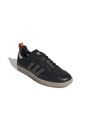 adidas ee5590
