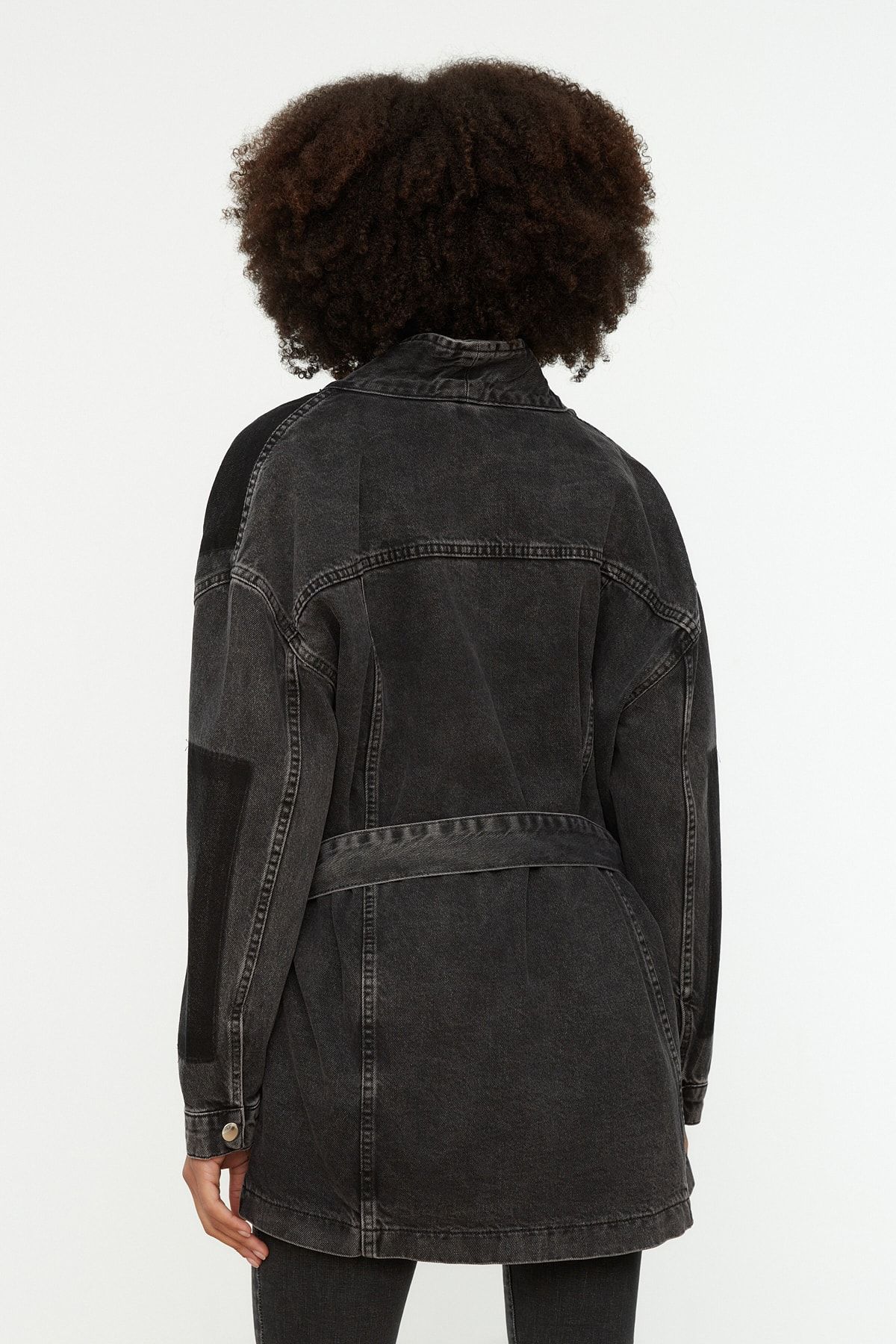 Trendyol Collection-Anthracite Color Block Belted Oversize Denim Jacket TWOSS21CE0186 6