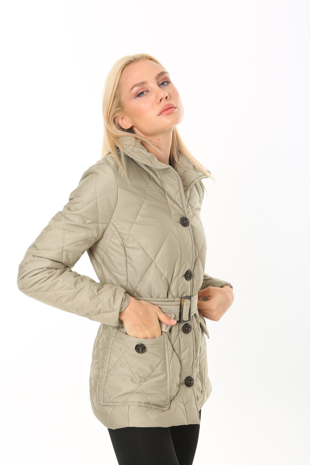 Lalezar  Kadın Açık Yeşil Düğmeli Kapitone Mont - Görsel 3