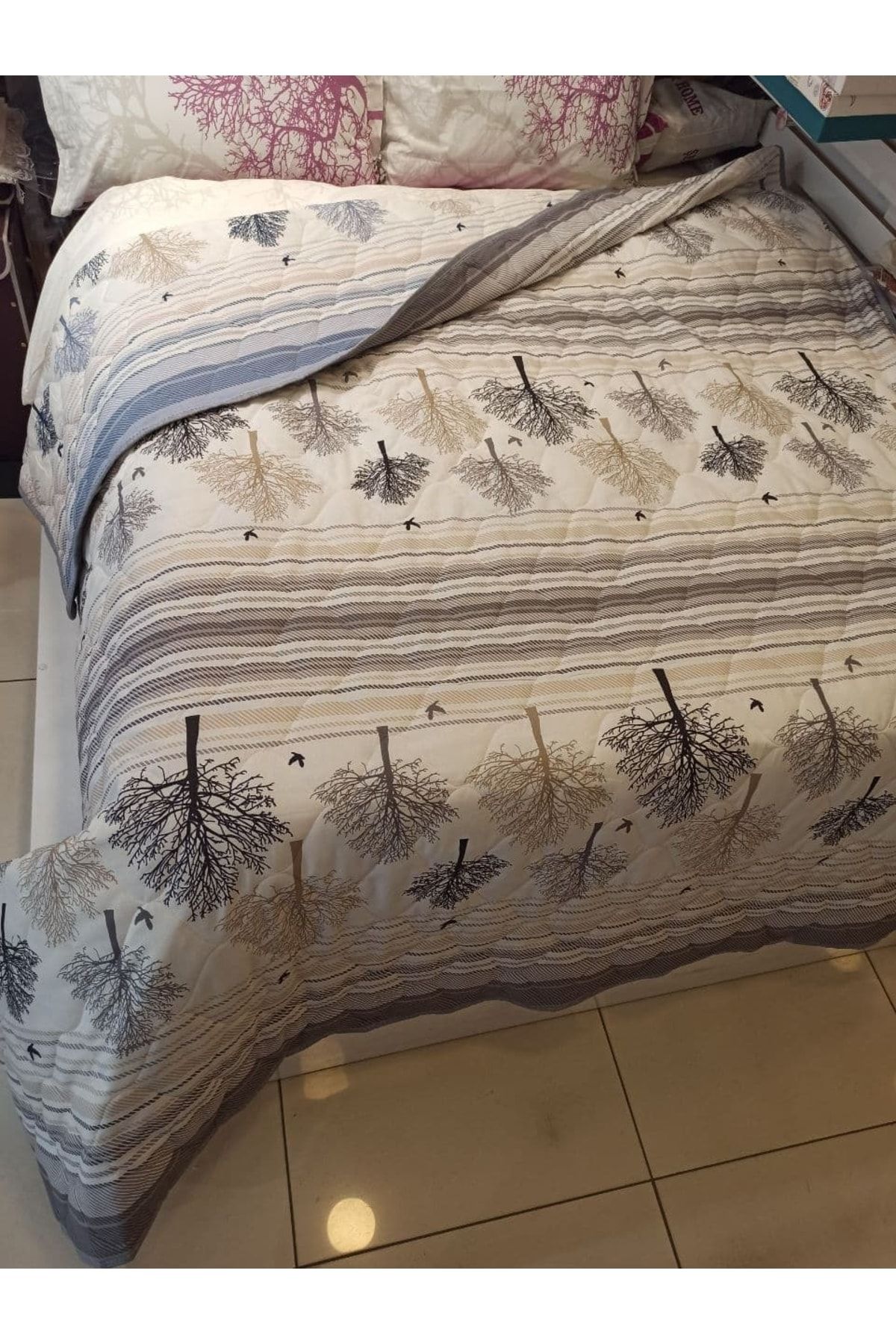 ŞENER HOME-غطاء متعدد الأغراض مبطن من القطن مزدوج الجوانب بنمط شجرة الحياة الجديدة مقاس 210 × 240 سم 4