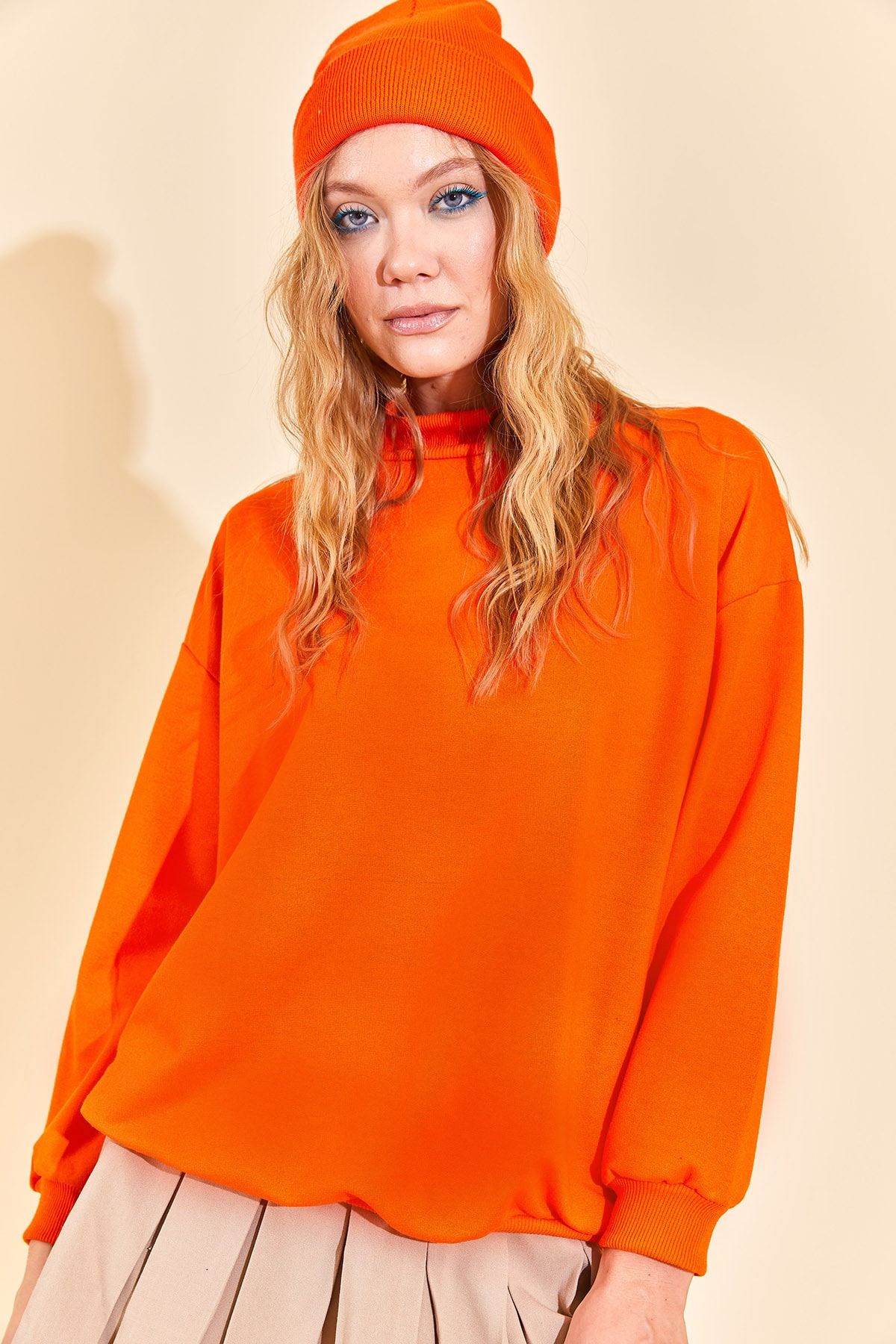 XHAN Sweatshirt Orange Regular Fit Fast ausverkauft