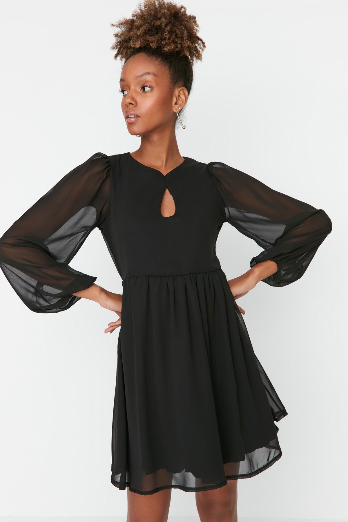 Trendyol Collection Kleid Schwarz Basic Fast ausverkauft FN8774