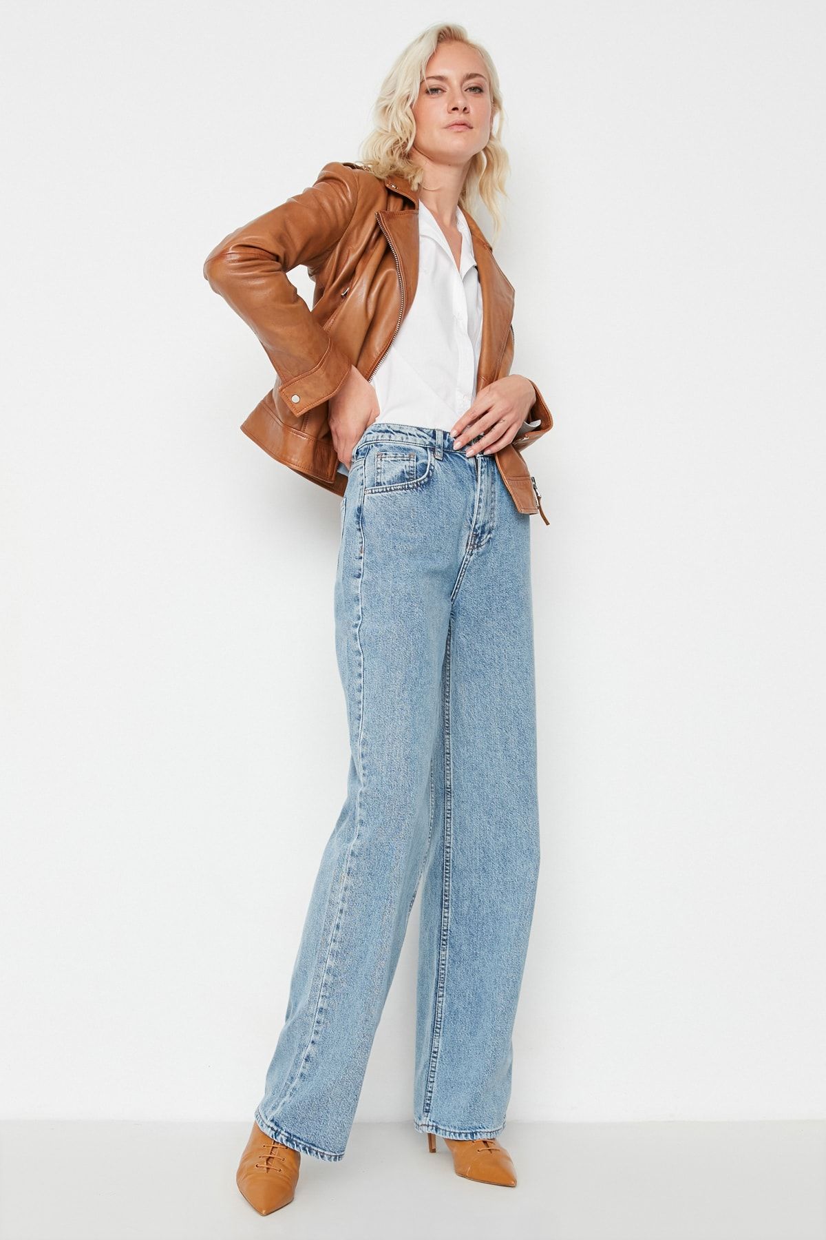 Trendyol Collection Jeans Blau Wide Leg Fast ausverkauft