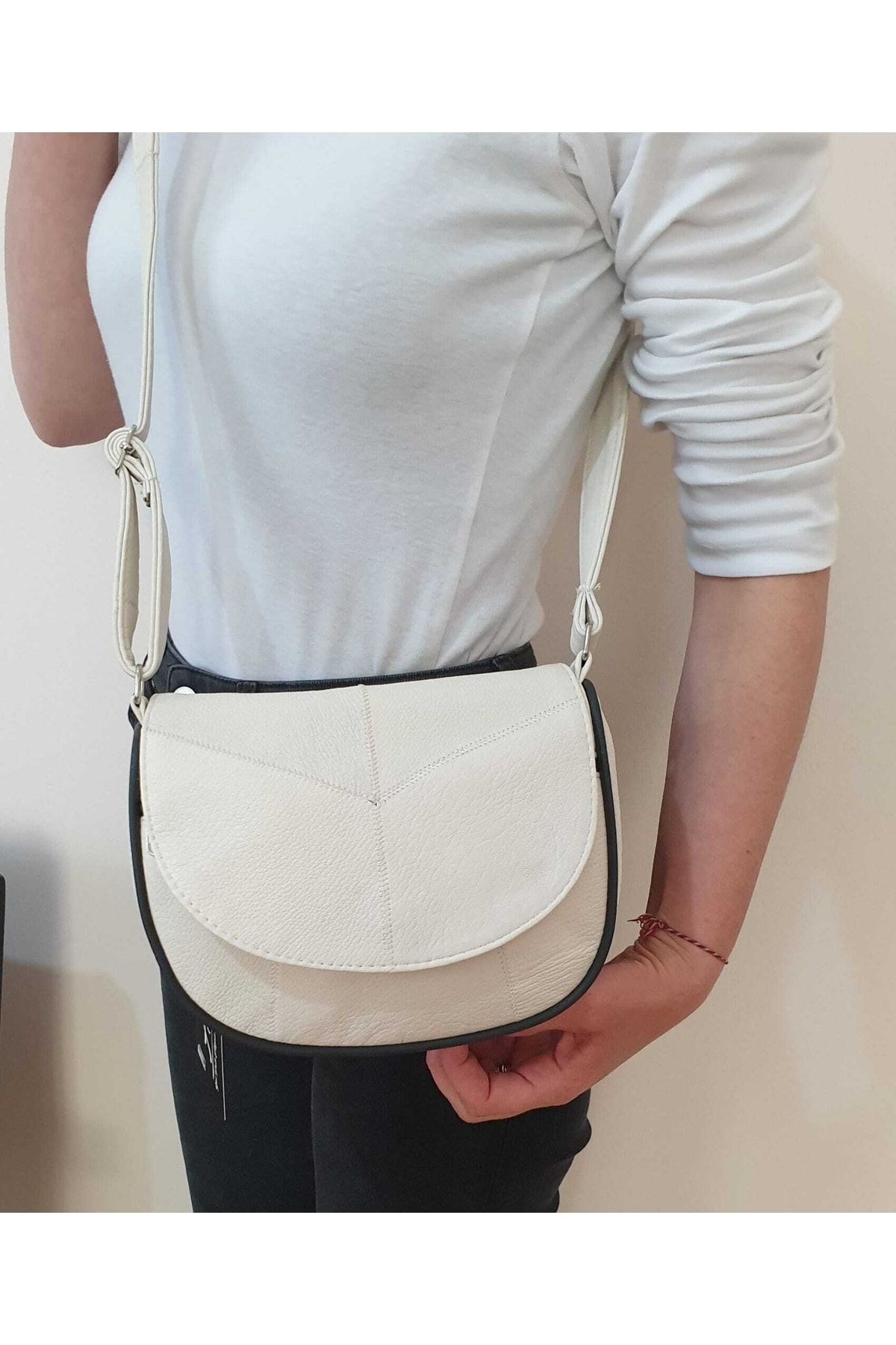 atter-23x20 Genuine Leather Bag for Women 2