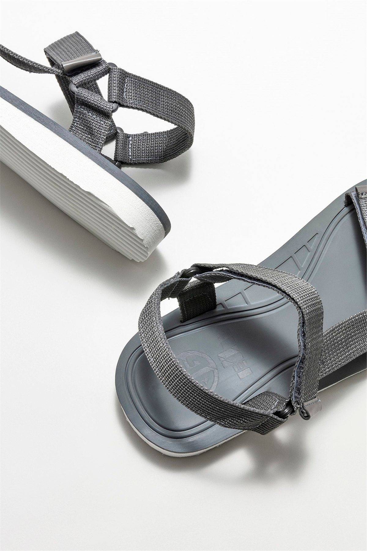Elle Shoes Gri Erkek Günlük Sandalet ZO6470