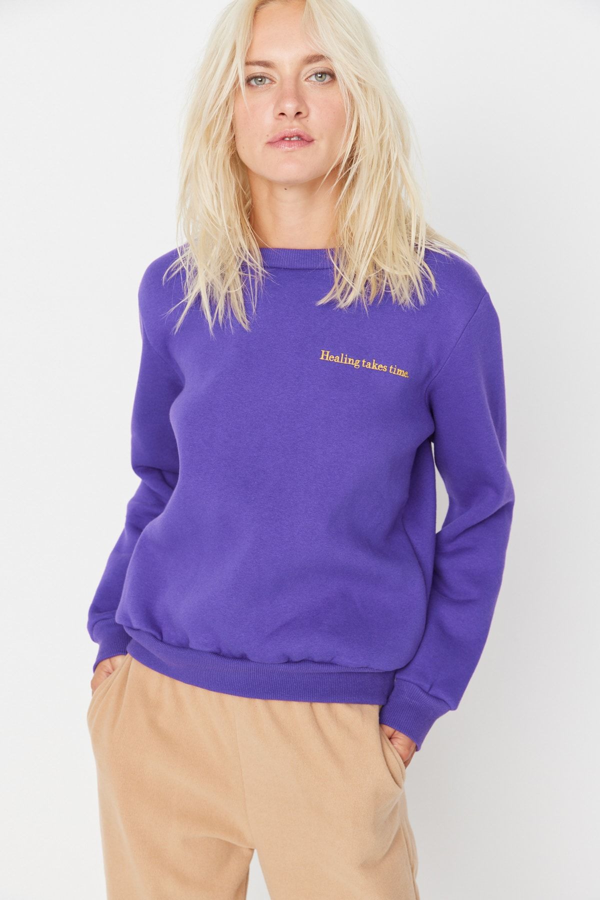 Trendyol Collection Sweatshirt Lila Regular Fit