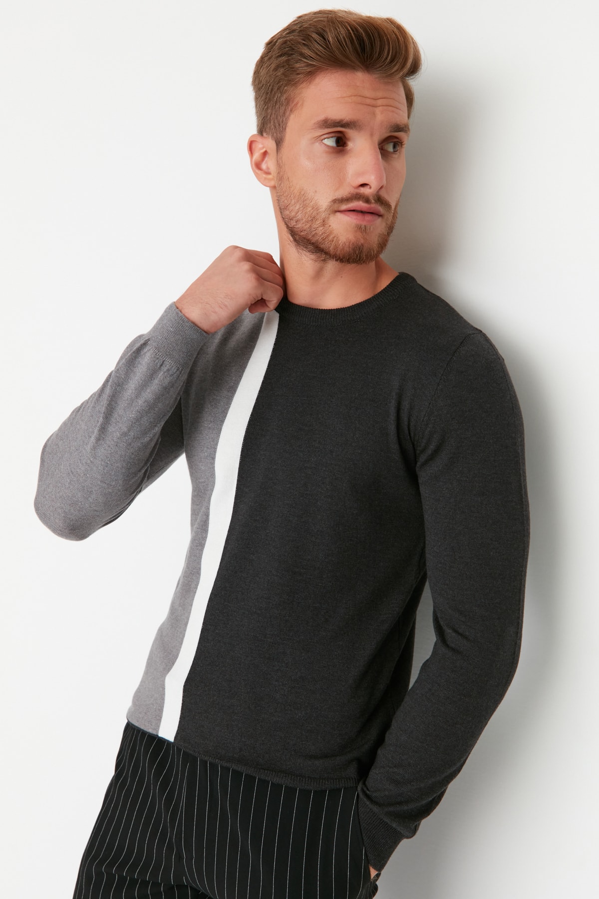 Trendyol Collection Pullover Grau Regular Fit
