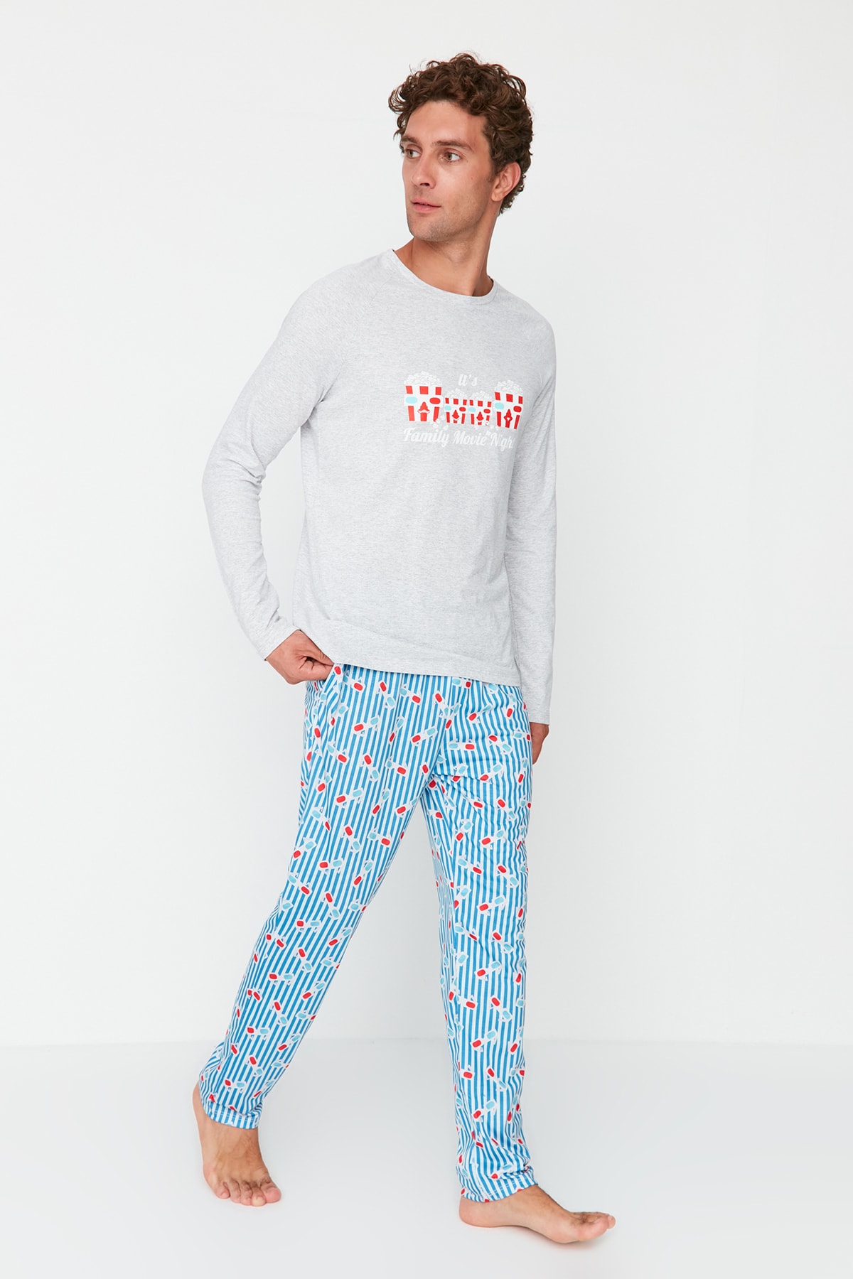 Trendyol Collection Pyjama Mehrfarbig Mit Slogan Fast ausverkauft