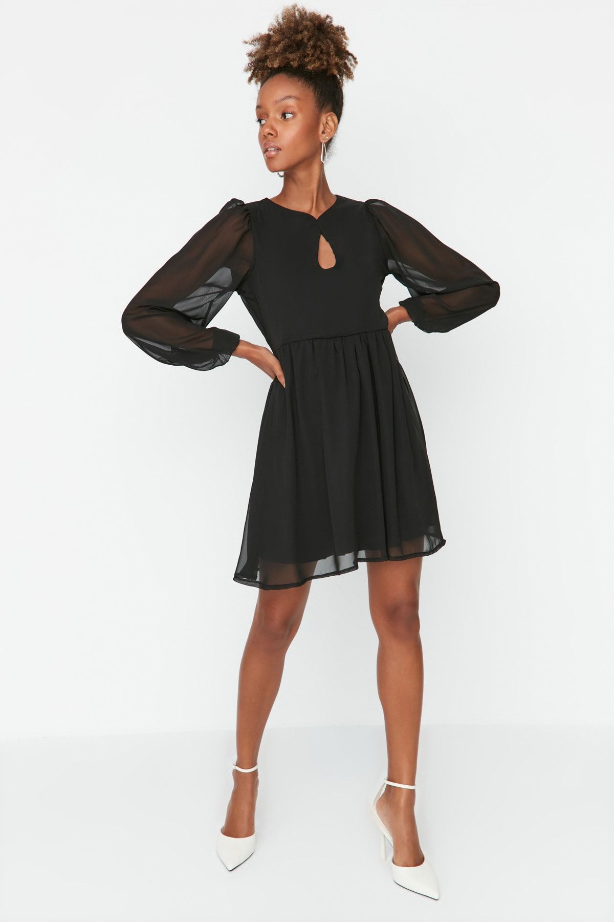Trendyol Collection Kleid Schwarz Basic Fast ausverkauft FN8774