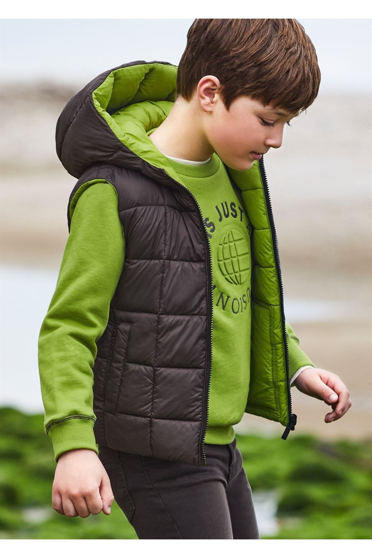 Boys green puffer shop vest