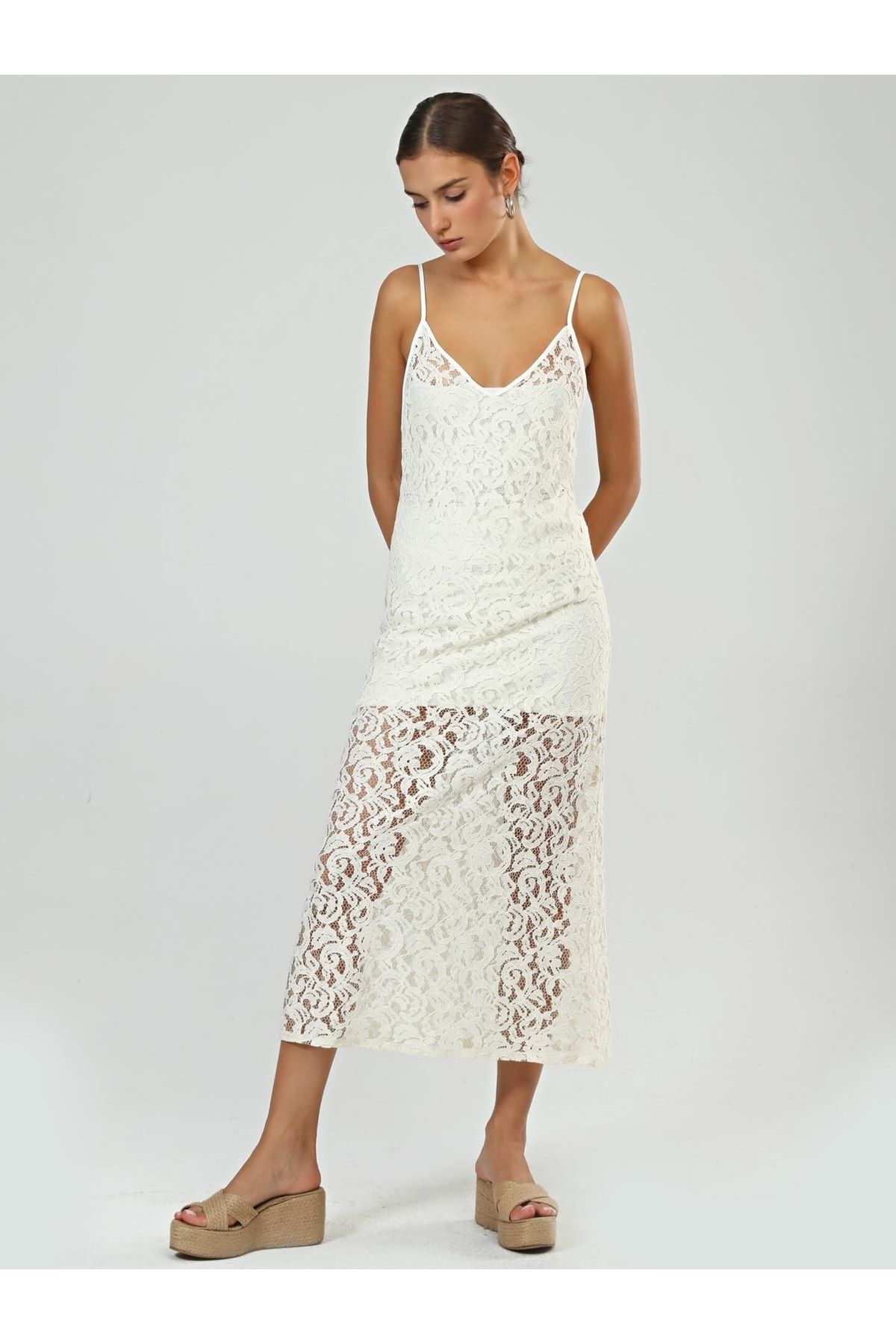 Astr white deals lace dress