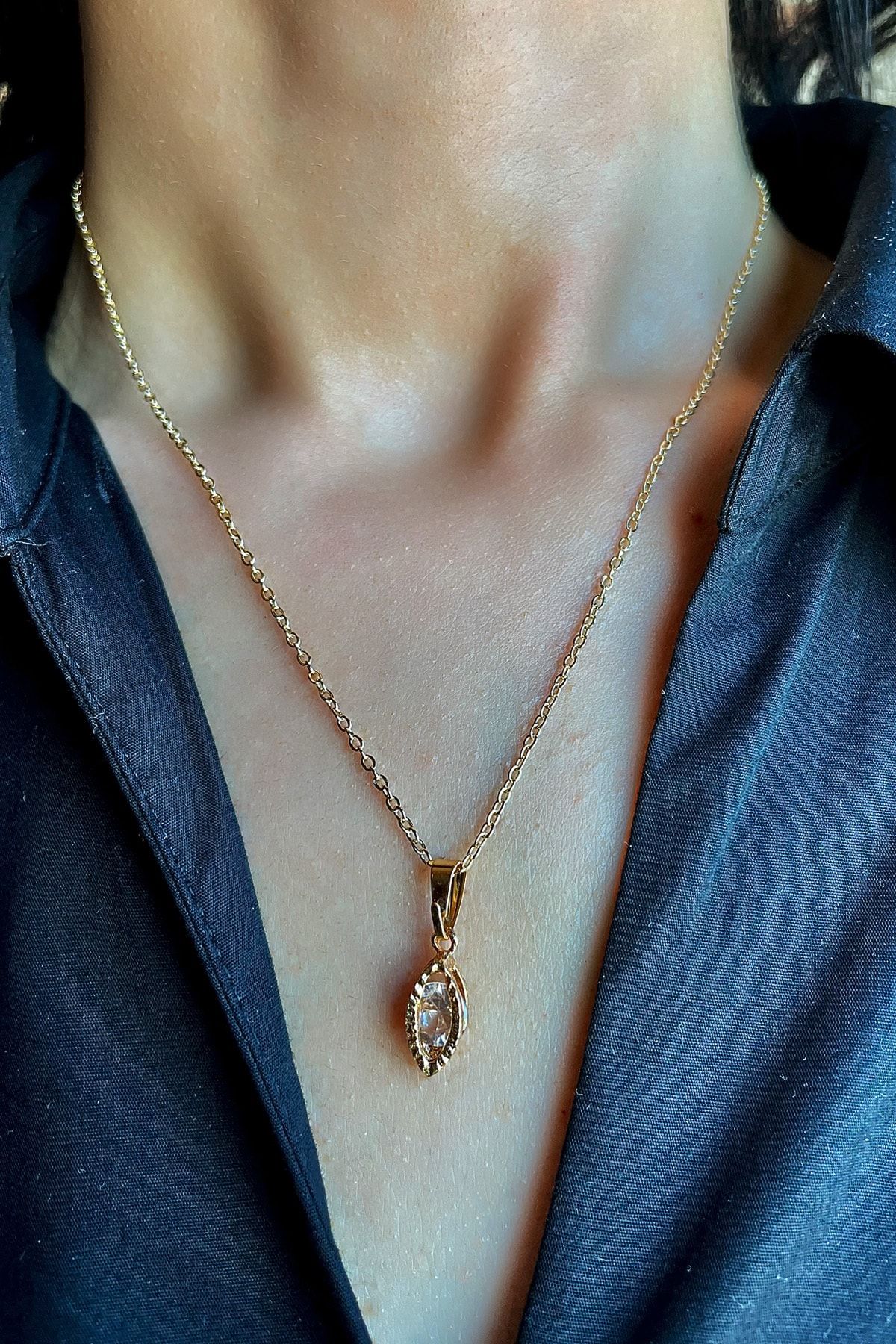 Onouqo Necklace Gold colored Zircon Trendyol