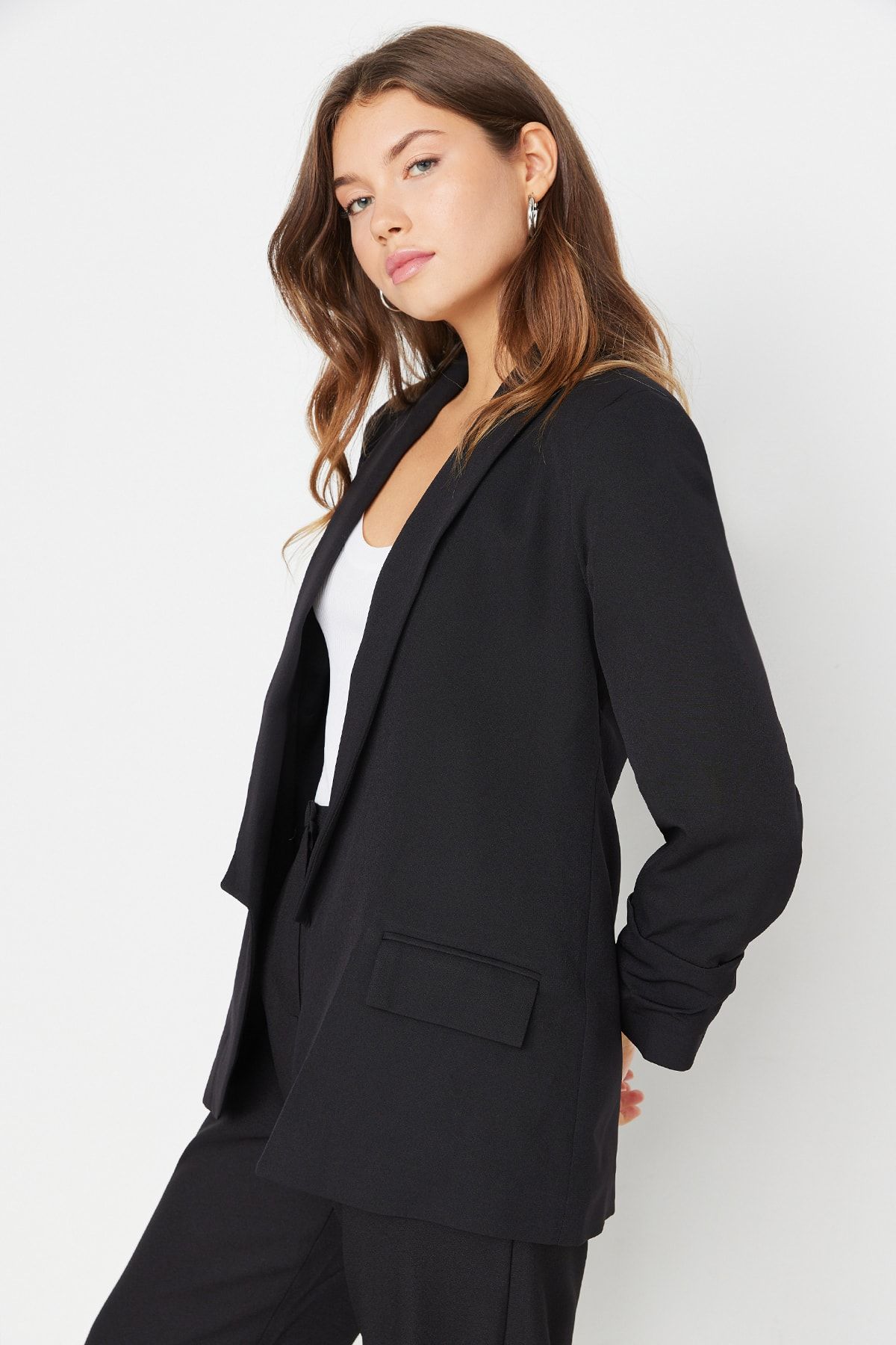 Trendyol Collection-Schwarzer, gefütterter, geknöpfter, gewebter Blazer TWOAW23BC00025 2