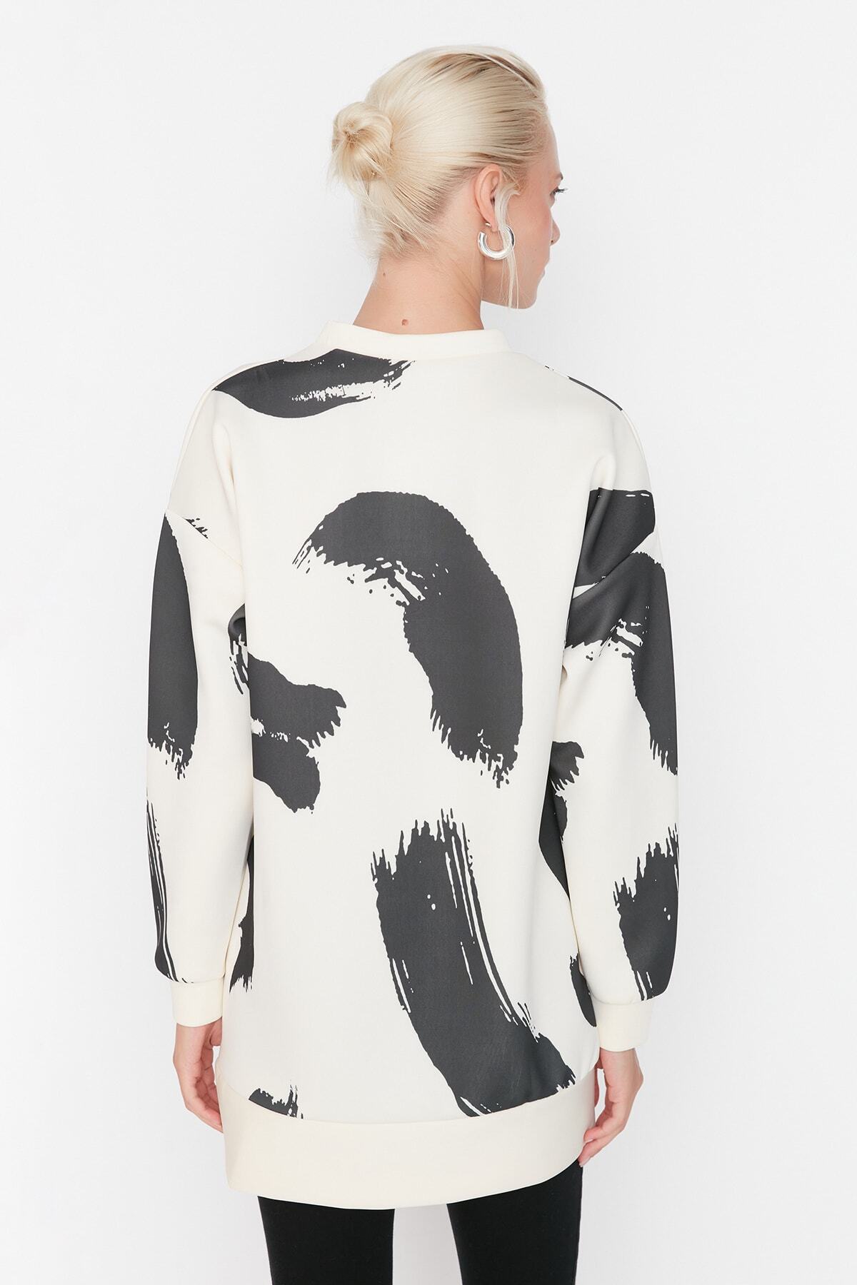 Trendyol Modest-Pletená mikina s bílým vzorem Crew Neck Scuba TCTAW23TW00049 5