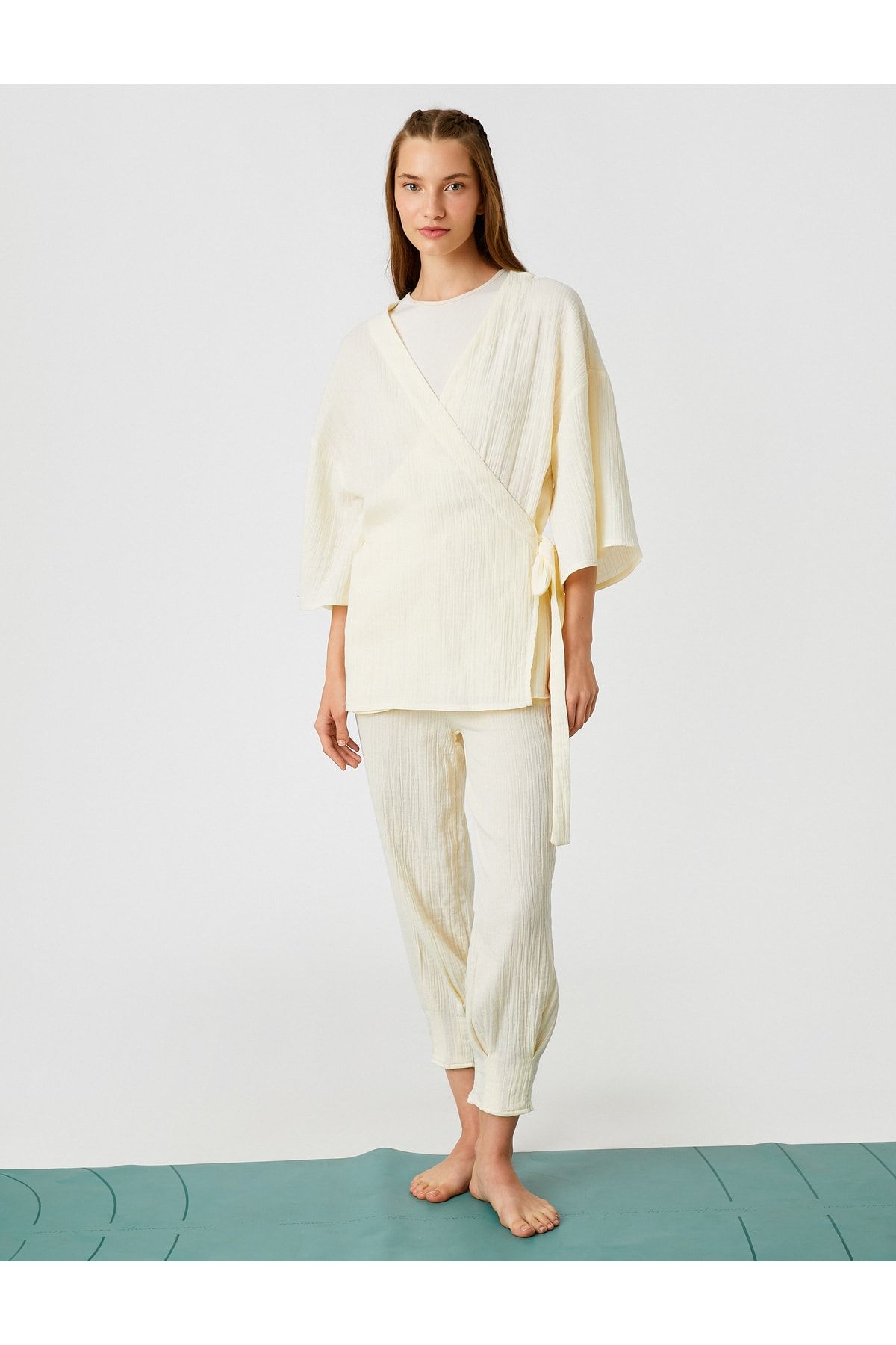 Koton Sweatshirt Ecru Relaxed Fit