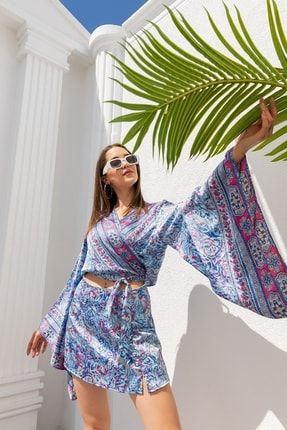 Ispanyol Kol Önden Bağlamalı Etnik Şal Desen Kısa Kimono Bluz Düğme Detay Mini Etek Saten Takım MRS21-5718