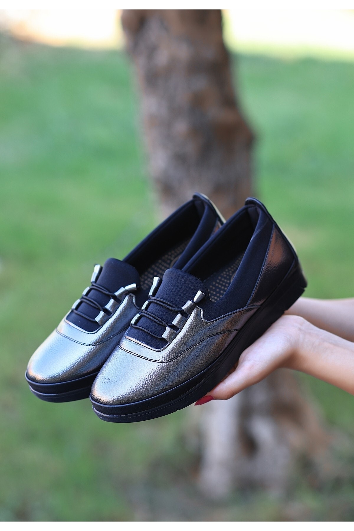 Laxi Platin Rugan Bağcıklı Spor Ayakkabı