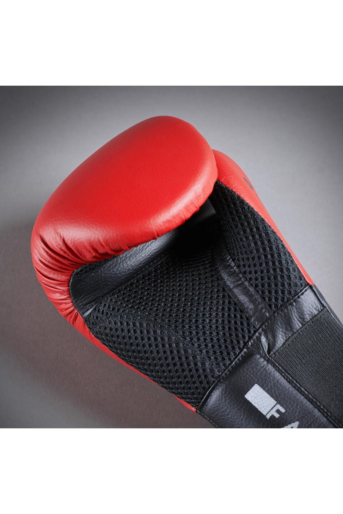 دستکش بوکس چند رنگ دخترانه و پسرانه بچگانه ان Outshock 100 قرمز Decathlon