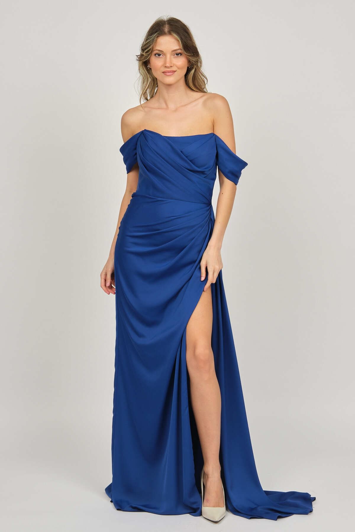 Saks long evening dresses hotsell