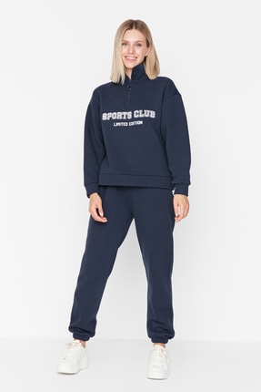 TRENDYOLMİLLA Lacivert Loose Jogger Kalın İçi Polarlı Örme Eşofman Altı TWOAW23EA00151