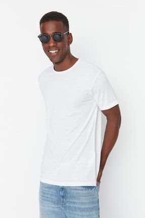Beyaz Erkek Basic Regular Fit Bisiklet Yaka Kısa Kollu T-Shirt TMNSS22TS0271
