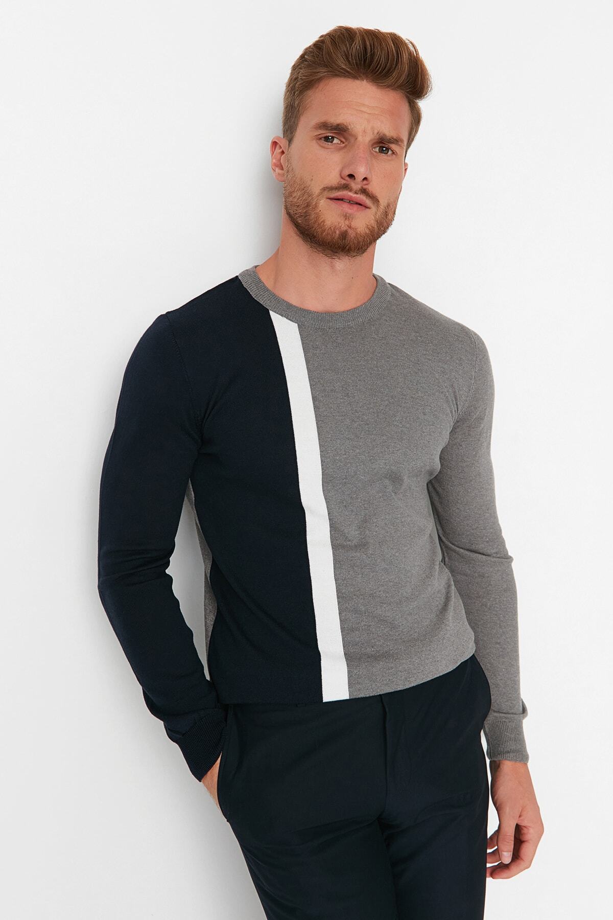 Trendyol Collection-Marineblauer Slim-Fit-Strickpullover aus Baumwolle mit Rundhalsausschnitt und Farbblockierung TMNAW21KZ0566 4