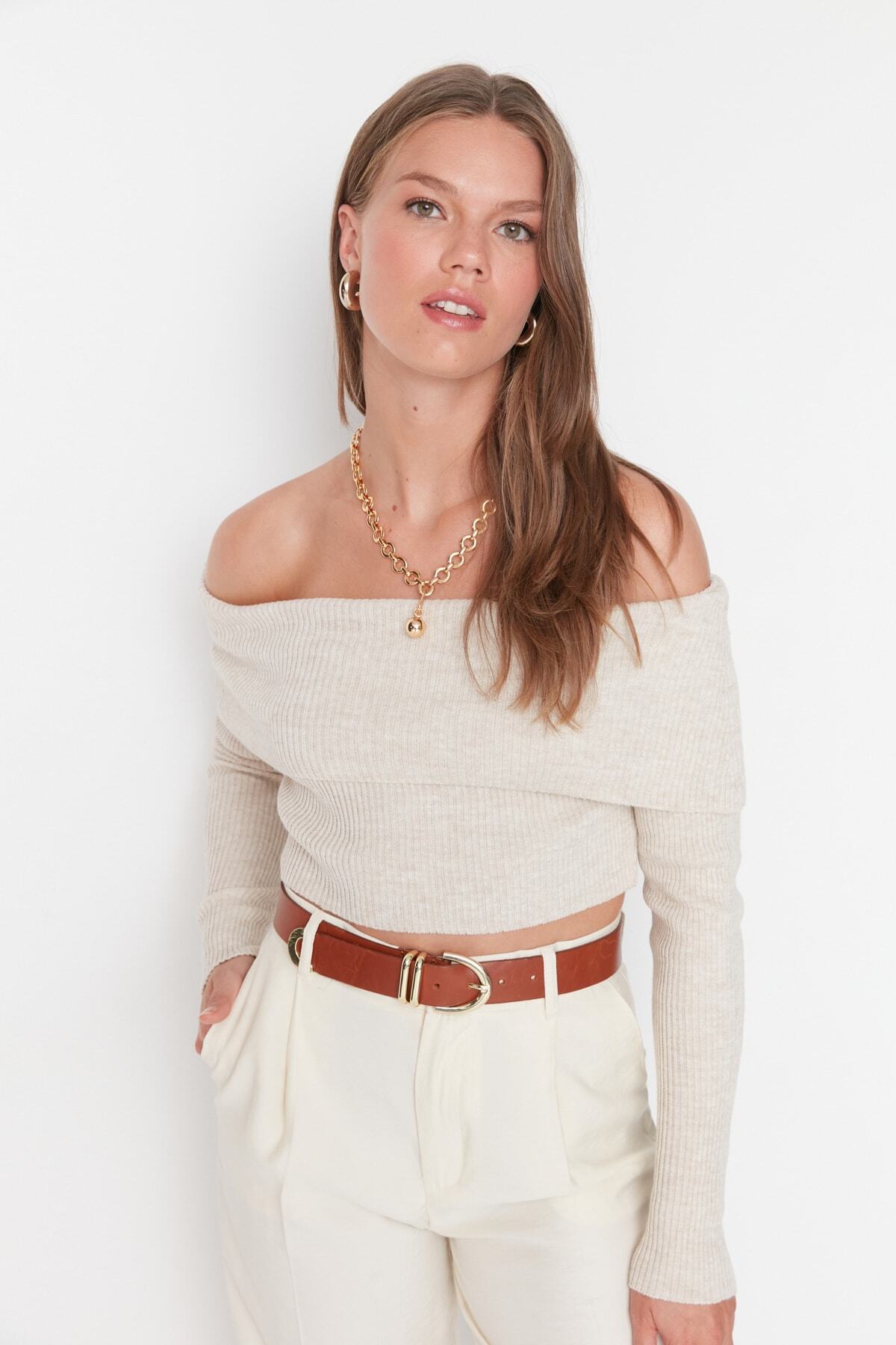 Trendyol Collection-Carmen Collar Super Crop Knitwear Sweater - Stone TWOAW22KZ1897 3