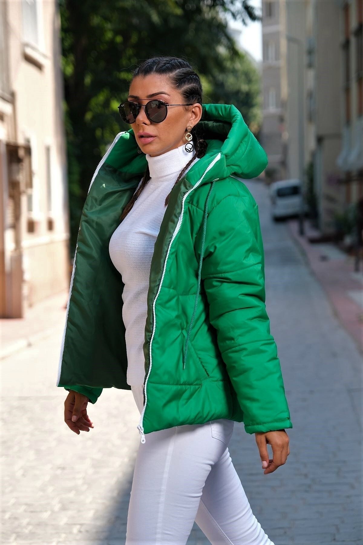 Keyifli Moda Women s Green Waterproof Hooded Puffer Coat Trendyol