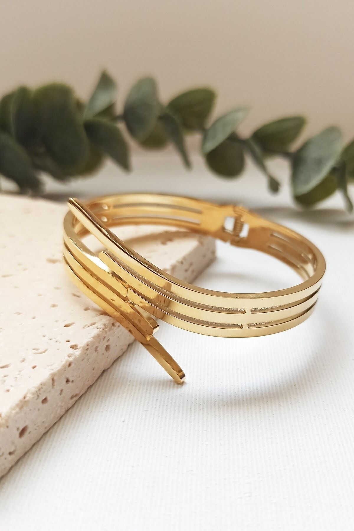 Gold colour bracelet hotsell