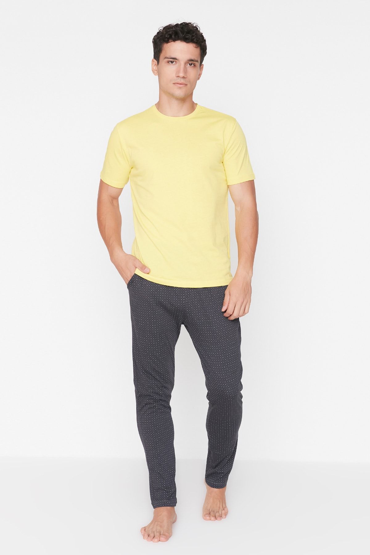Trendyol Collection Pyjama Gelb Unifarben