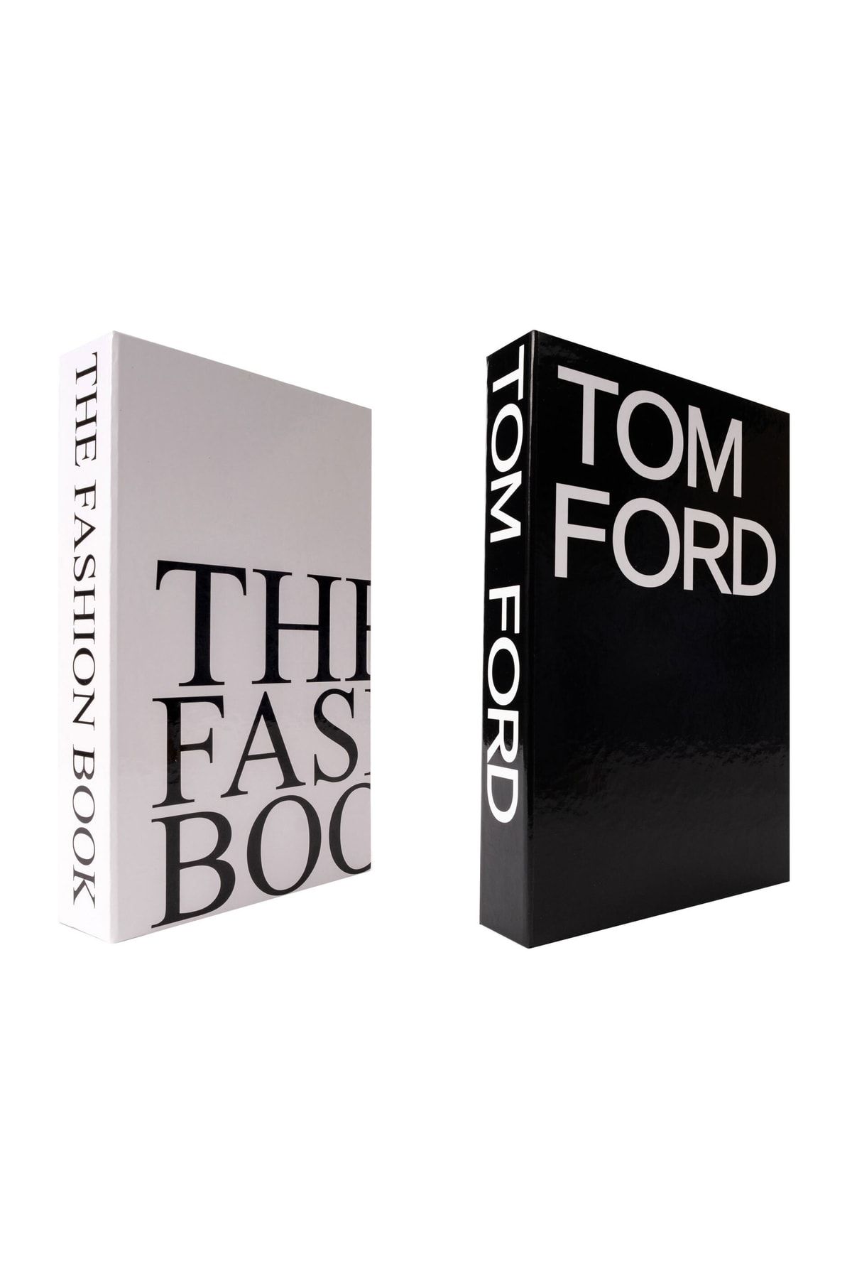 Том форд книга. Книга том Форд. Книга том Форд в интерьере. Лиз том Форд книги. Идеальный исход Лиз том Форд книга.