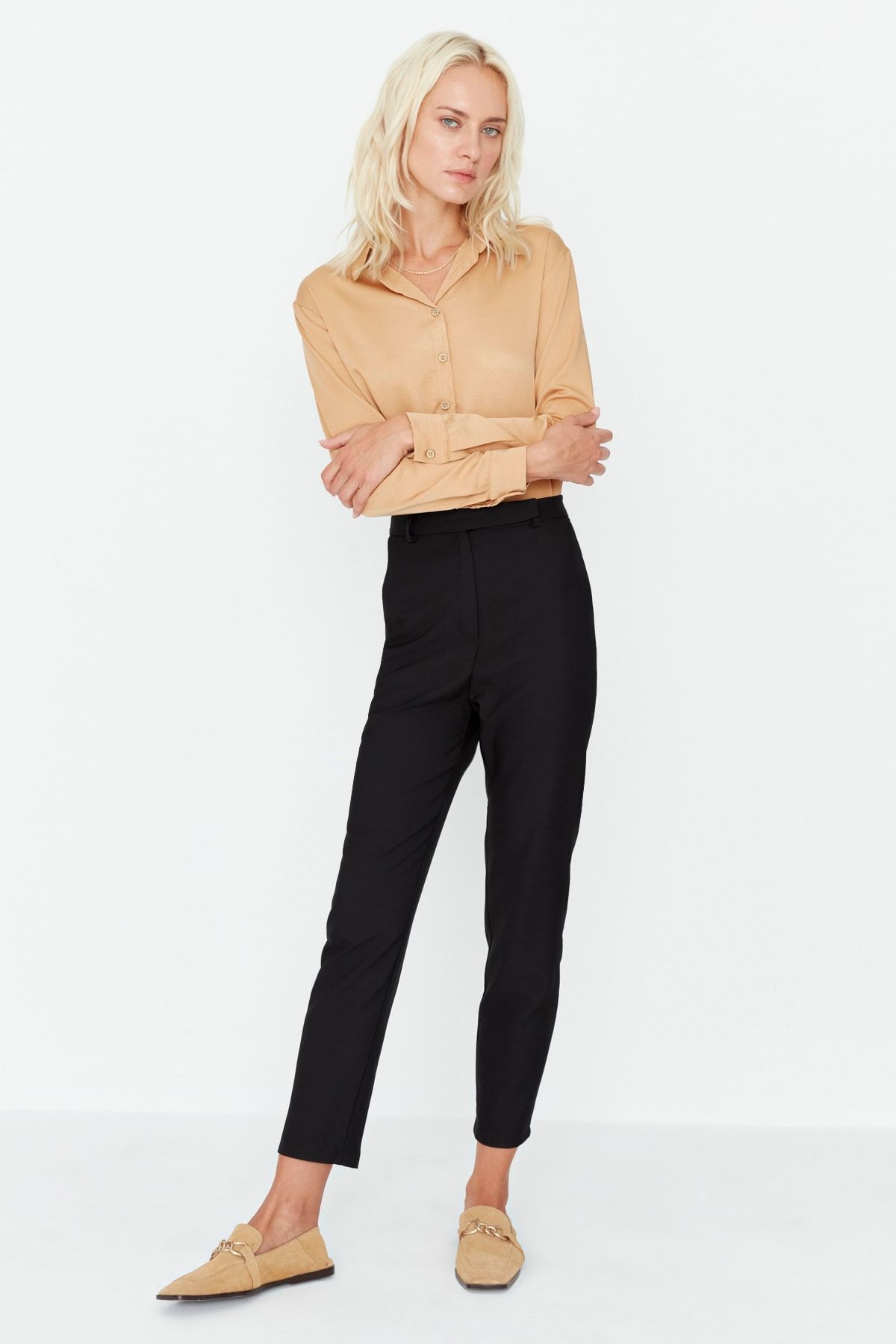 Trendyol Collection Hose Schwarz Zigarettenschnitt Fast ausverkauft