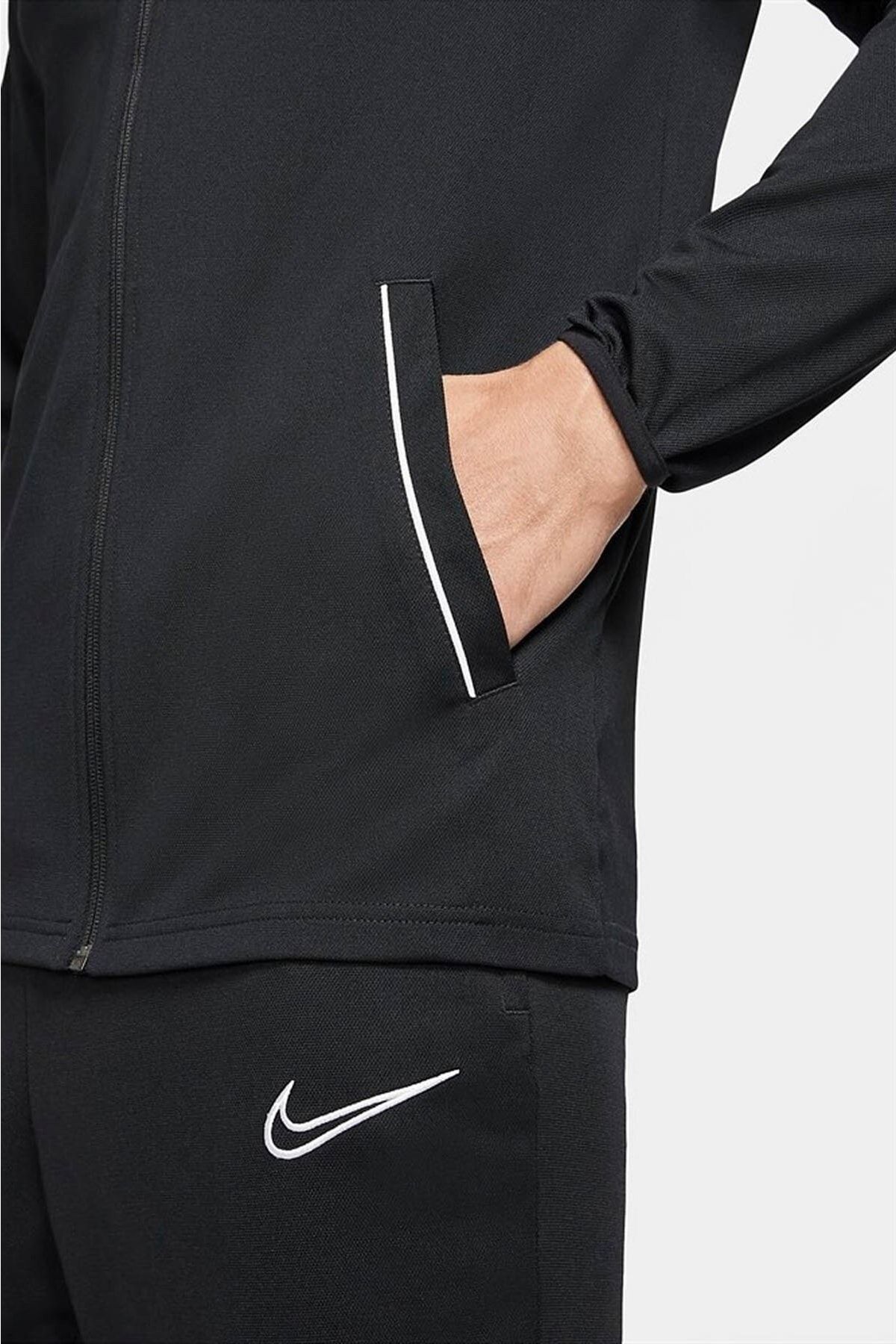 Nike sales white tracksuit
