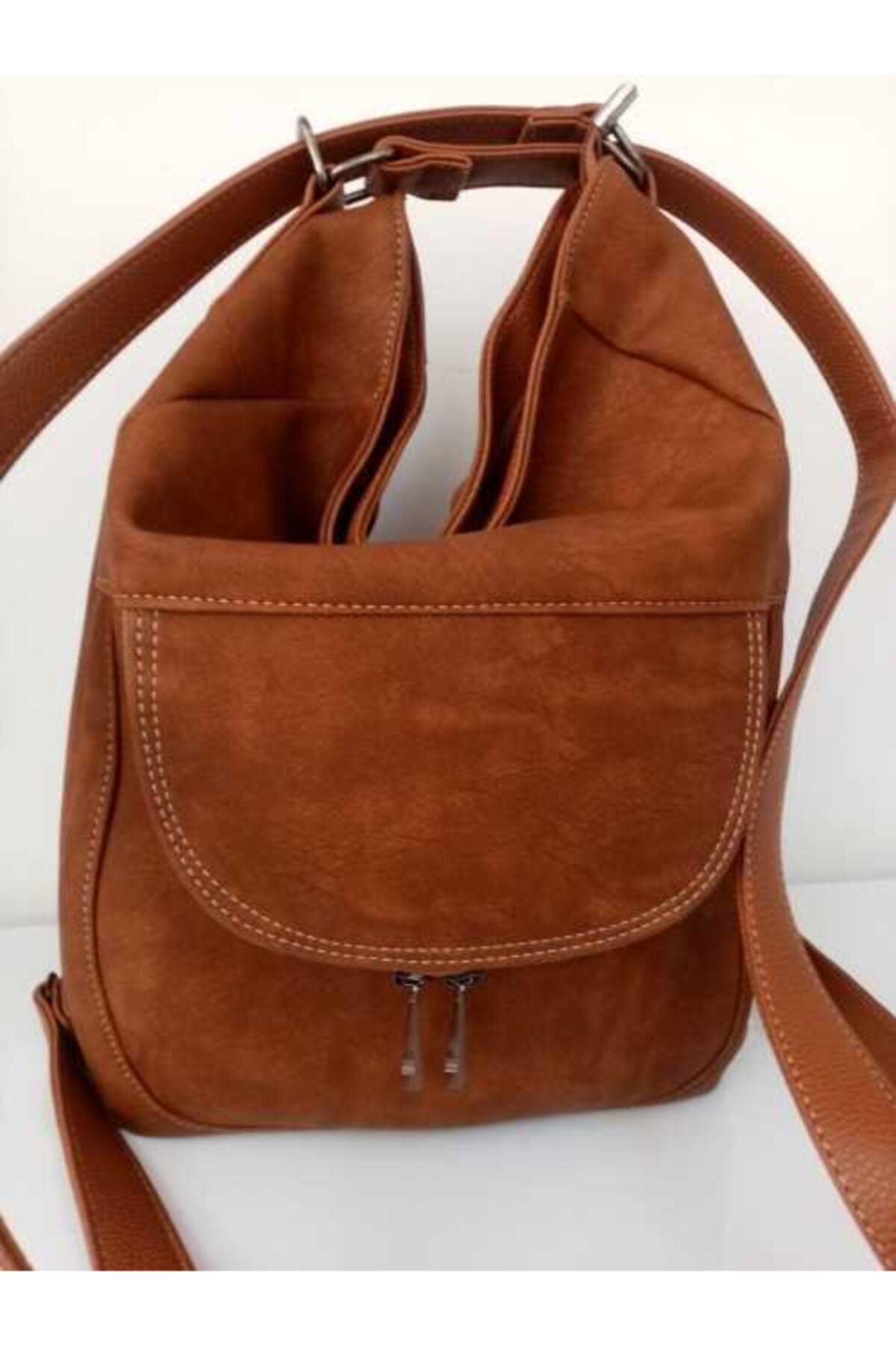 universal thread convertible backpack