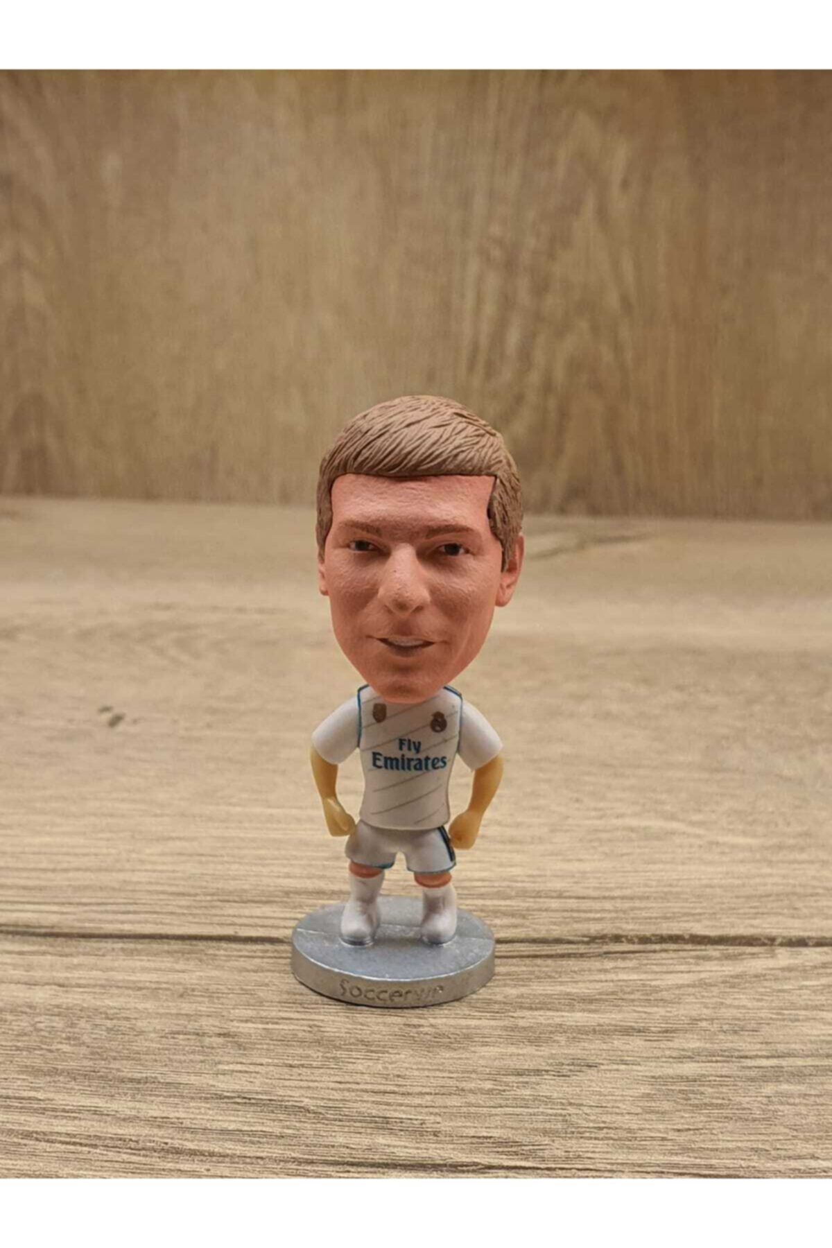 tobaccom toni kroos real madrid futbol