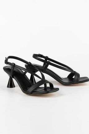 Kadın Parmak Arası Küt Burun Siyah Topuklu Ayakkabı TRPY300014