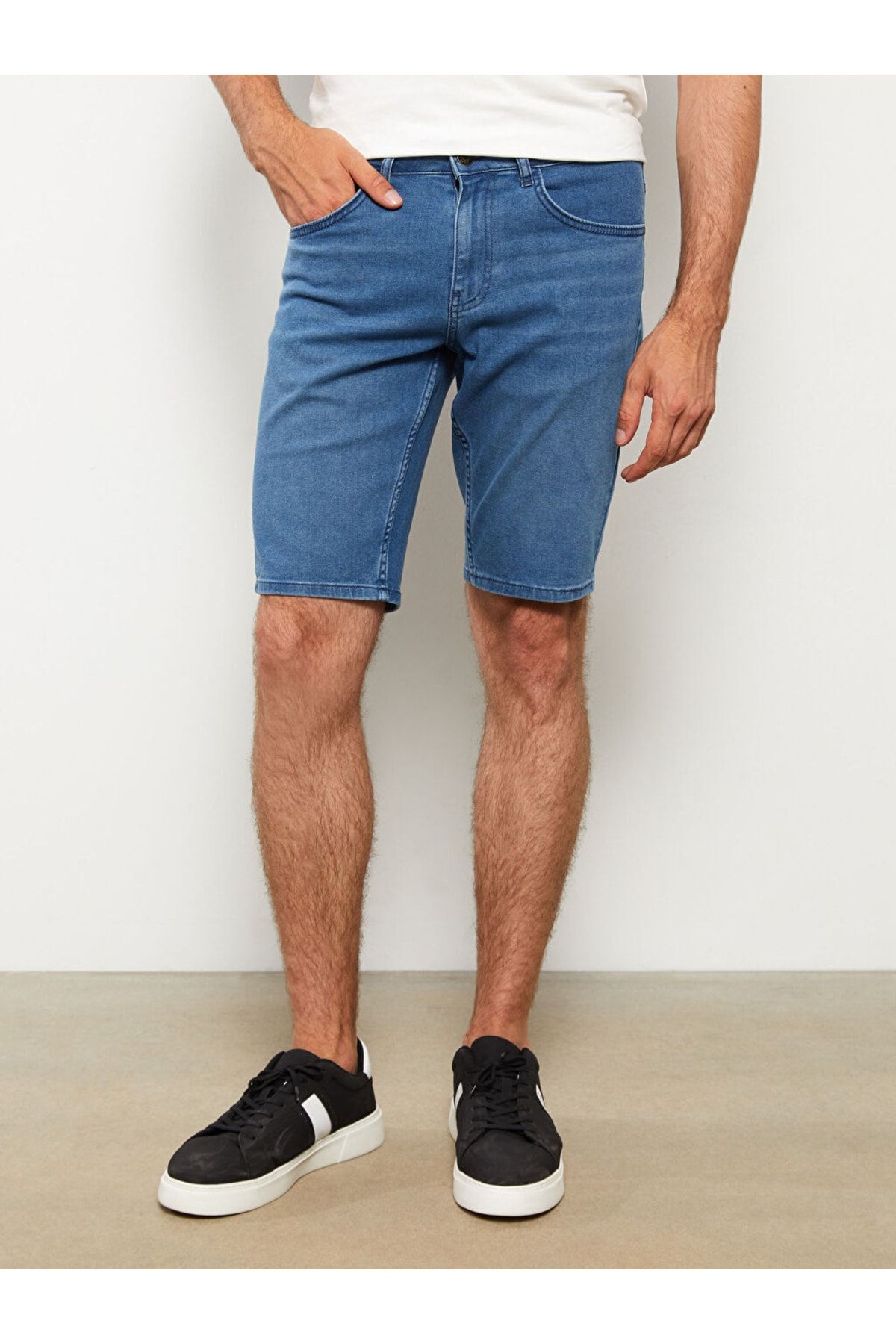LC Waikiki-Męskie spodenki jeansowe o dopasowanym kroju 4