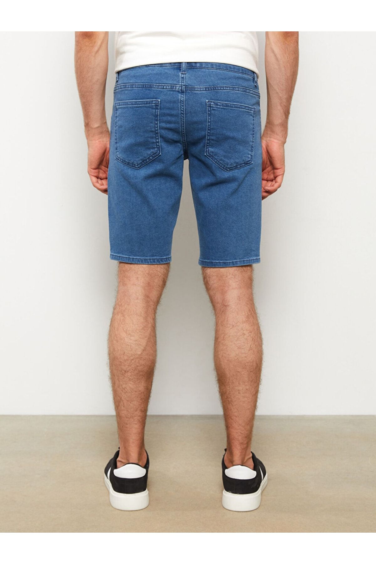 LC Waikiki-Męskie spodenki jeansowe o dopasowanym kroju 5