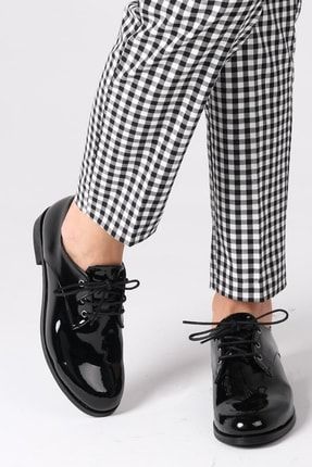 Berta Siyah Renk Rugan Kadın Oxford Düz Ayakkabı 02104BLR