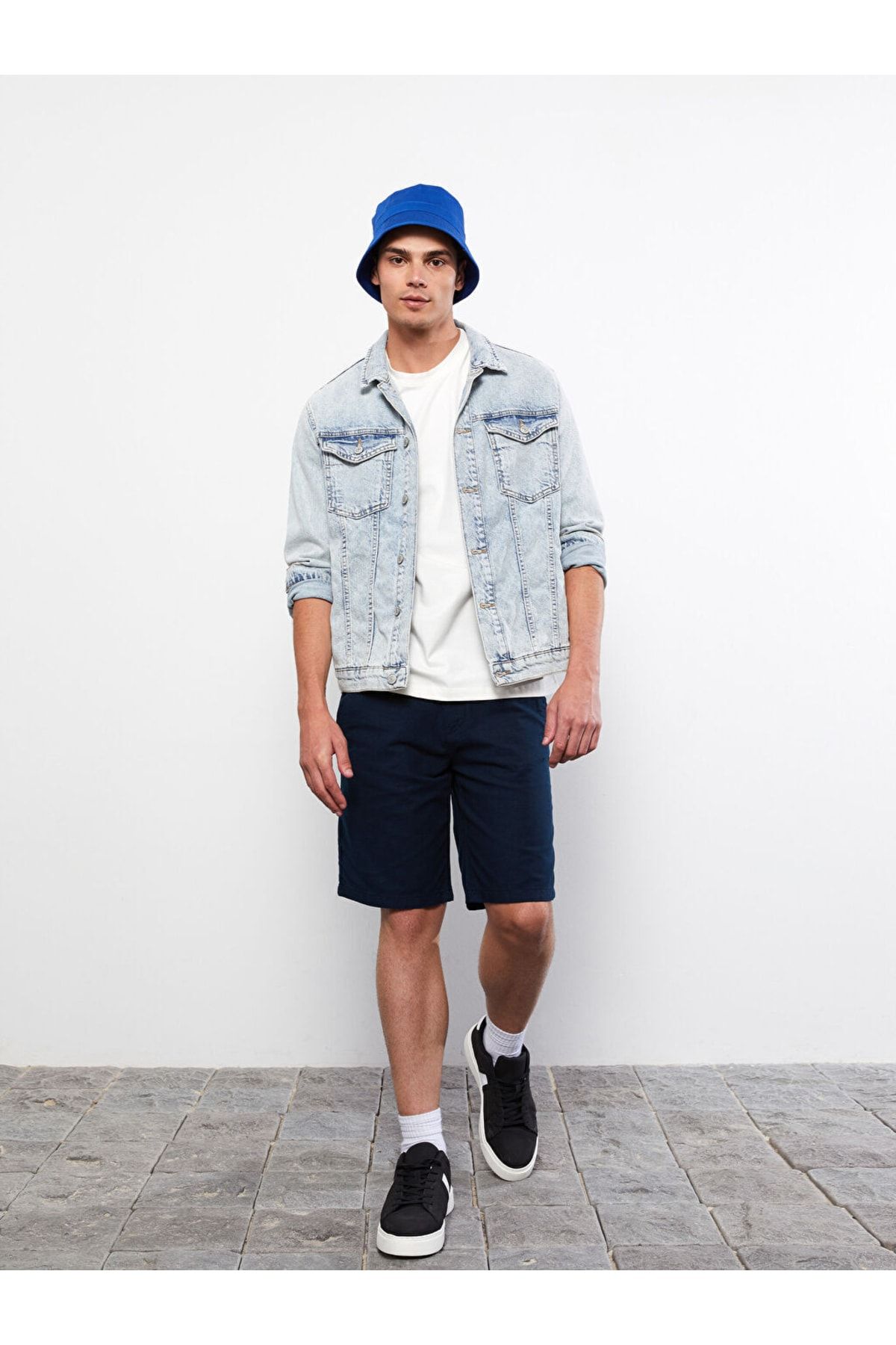complete the look image