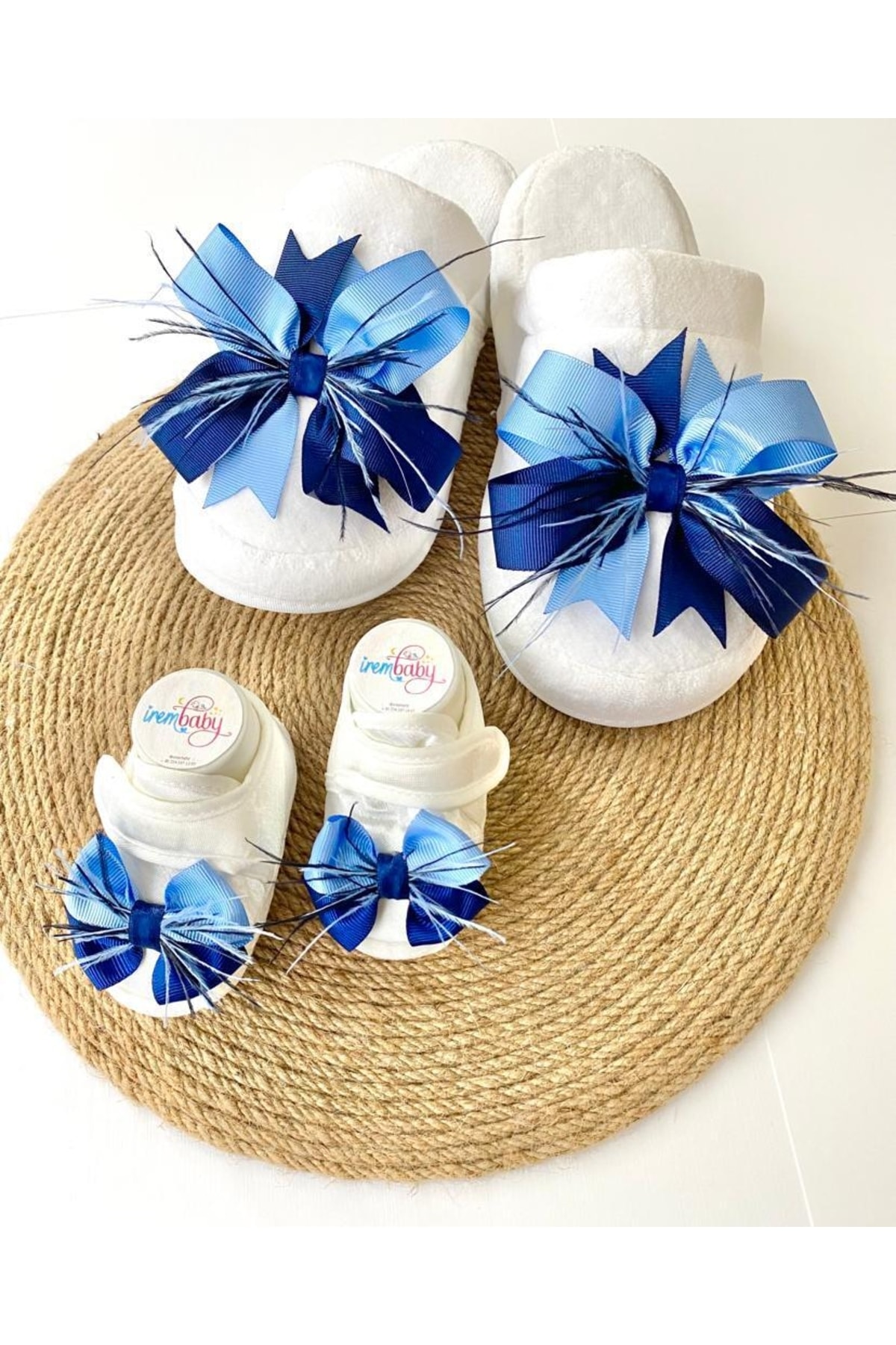 irembaby Anne Bebek Lohusa Seti Lacivert Mavi Tüylü Terlik Ve Bebek Ayakkabısı Lohusa Takımı Çekim-mevlüt fotoğrafı 2 (önizleme)