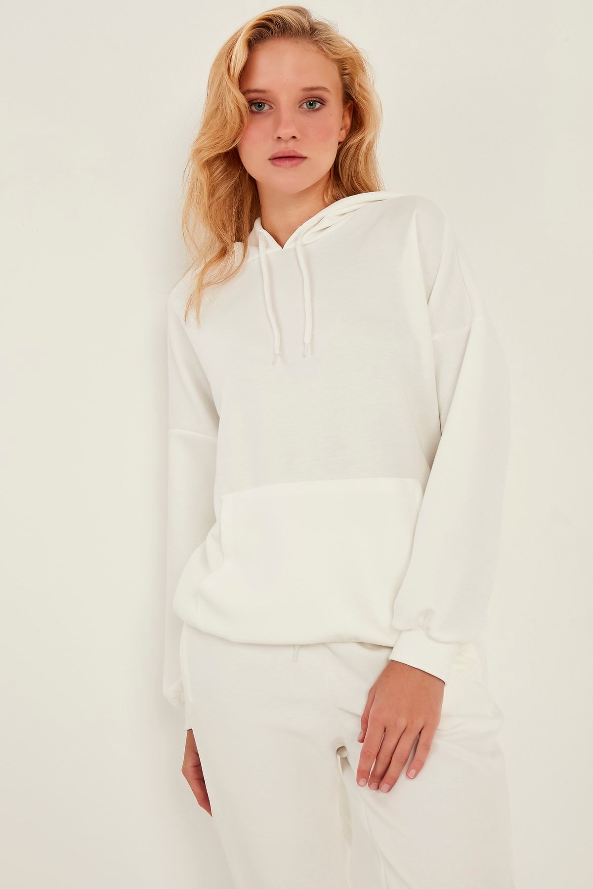 Womens white top tracksuit set