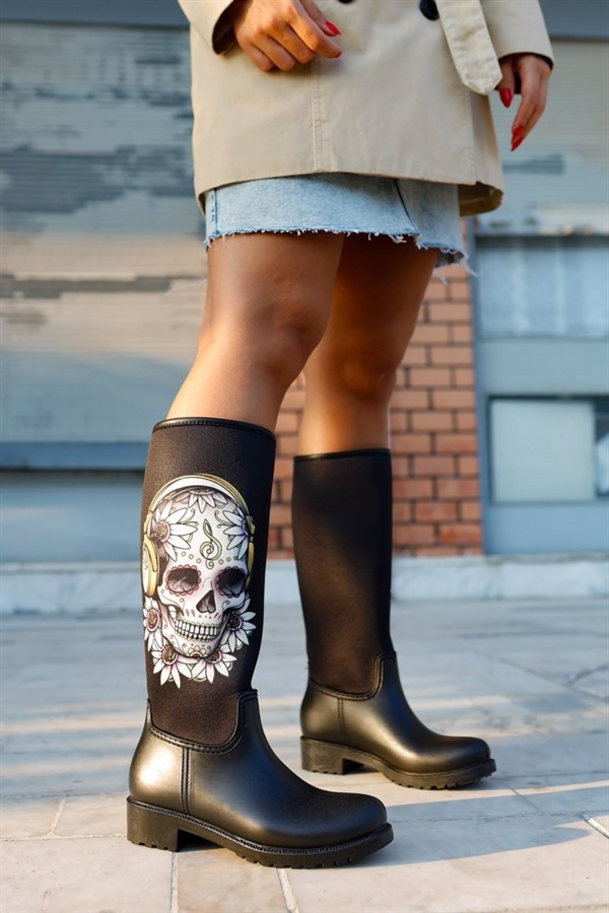 Womens skull rain sales boots