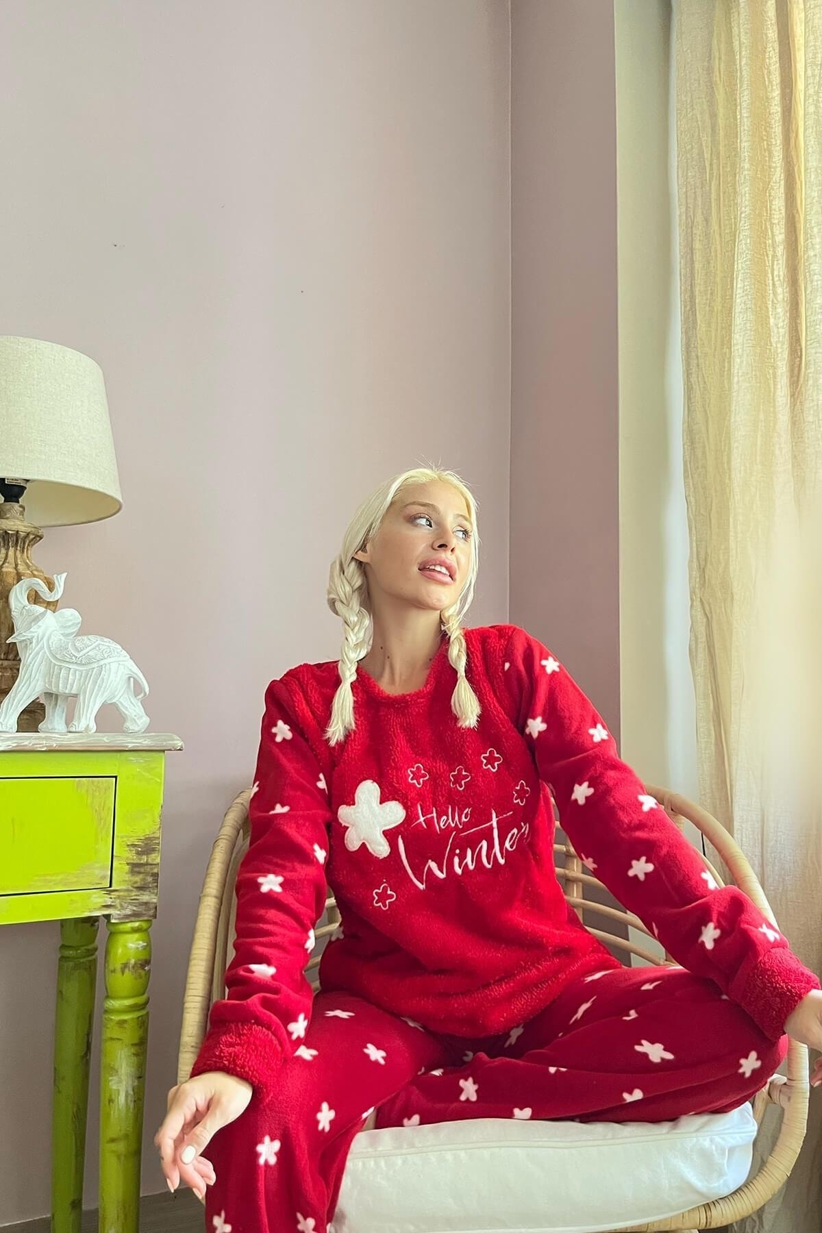 Pijamaevi-Red Hello Winter Patterned Women's Plush Pajama Set 3