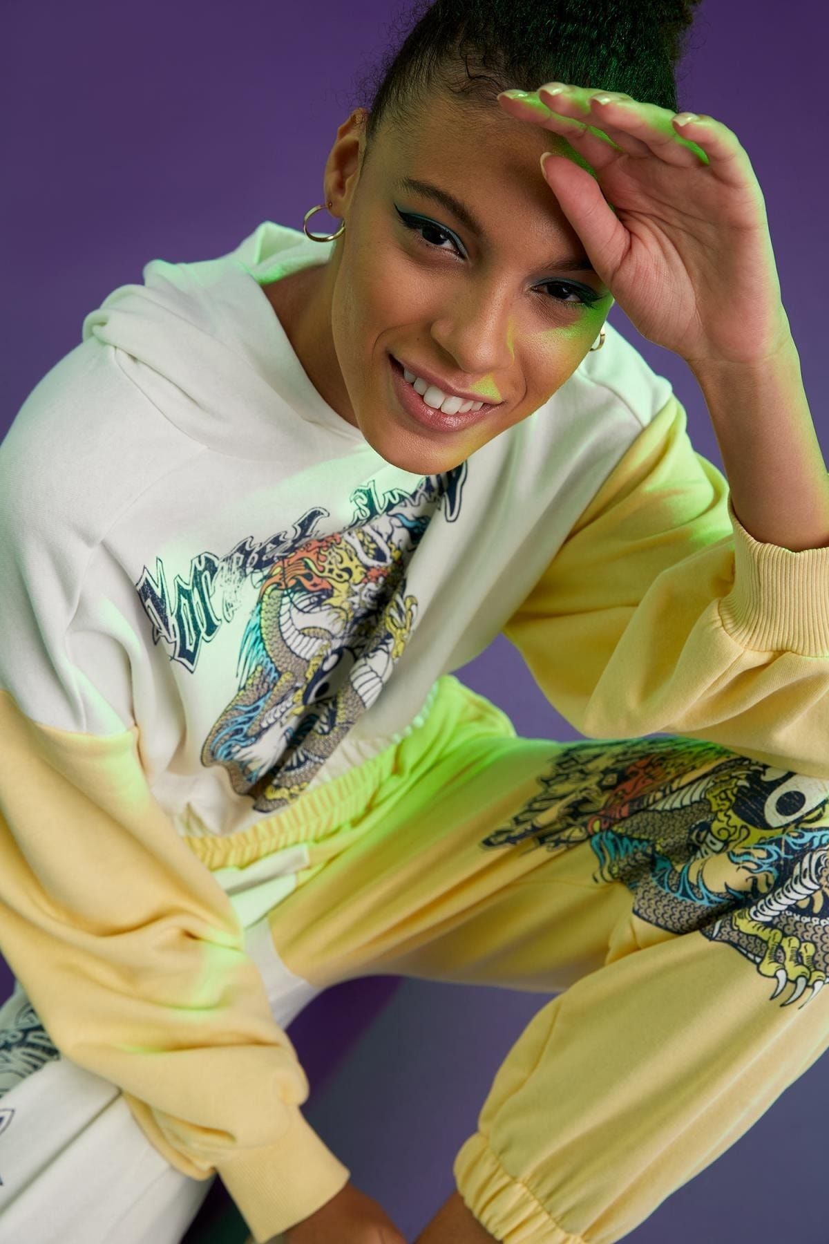 DeFacto-Cool Color Block Printed Relax Fit Sweatshirt with Elastic Waist 4