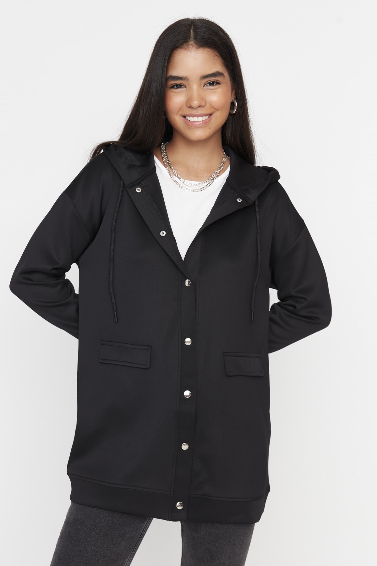 Trendyol Modest Siyah Kapüşonlu Cep Detaylı Scuba Örme Ceket Sweatshirt TCTAW23TW00219 PN10599