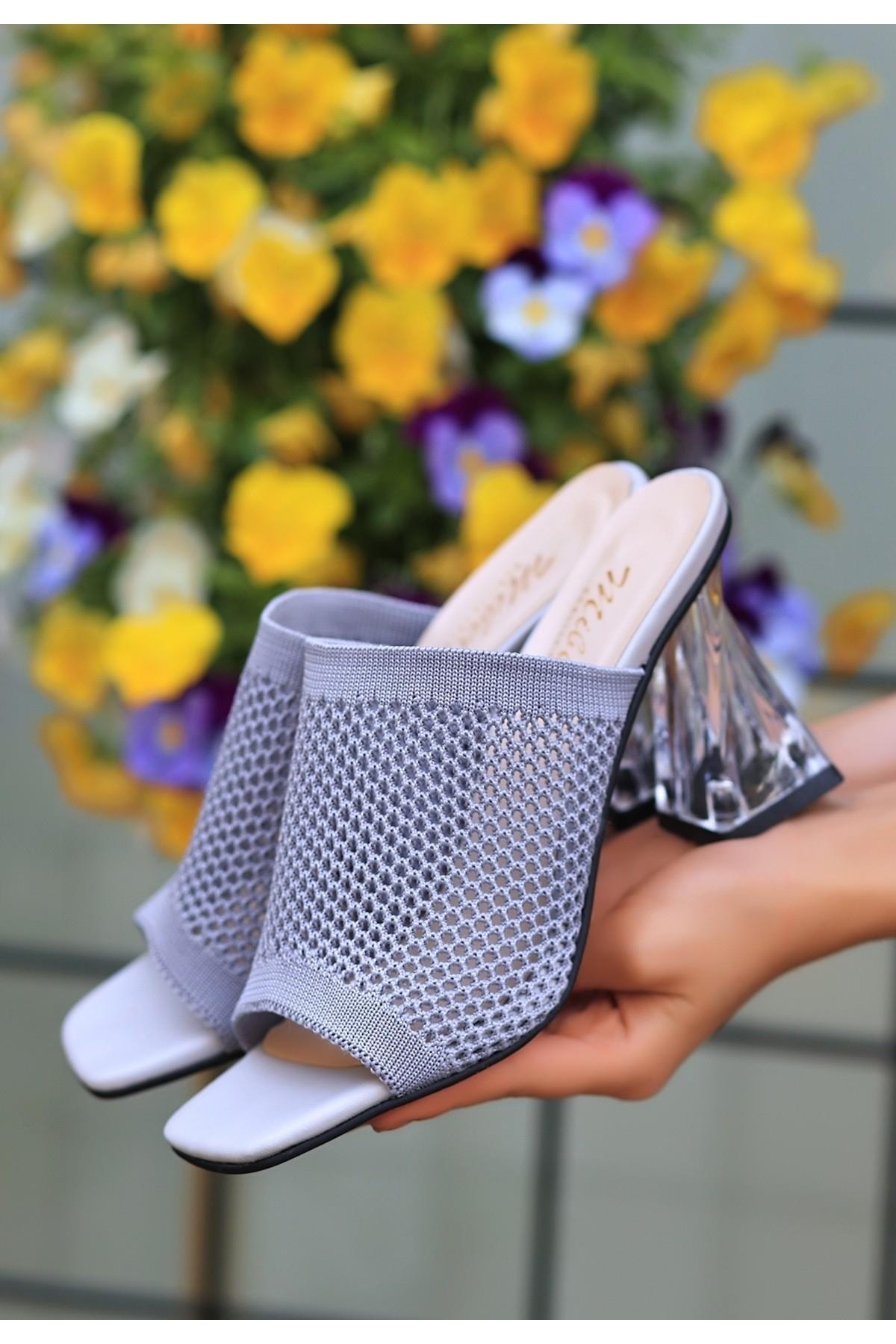 Kadın Gri Akva Gri Triko Şeffaf Topuklu Terlik