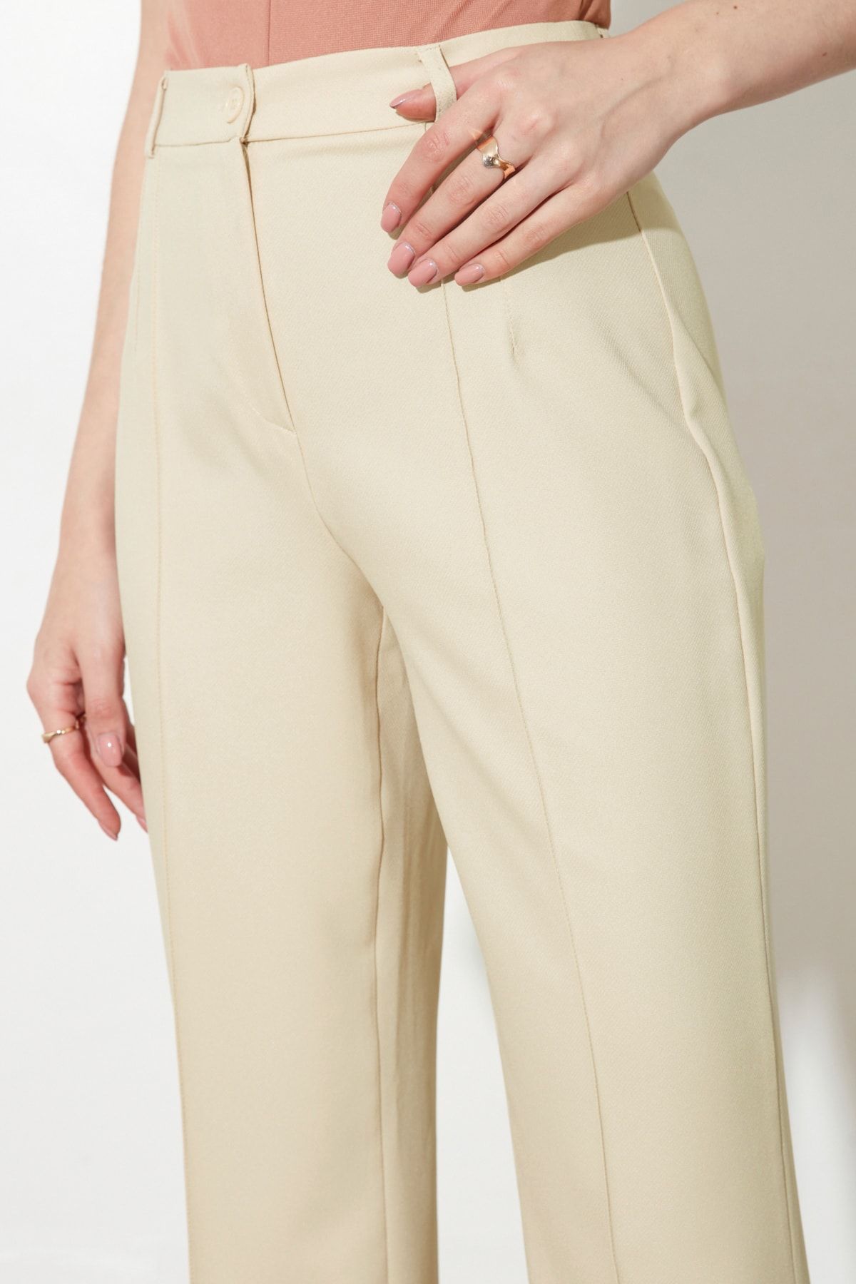 Trendyol Collection Beige Straight High Waist Ribbed Stitched Woven Trousers  TWOSS21PL0093 - Trendyol
