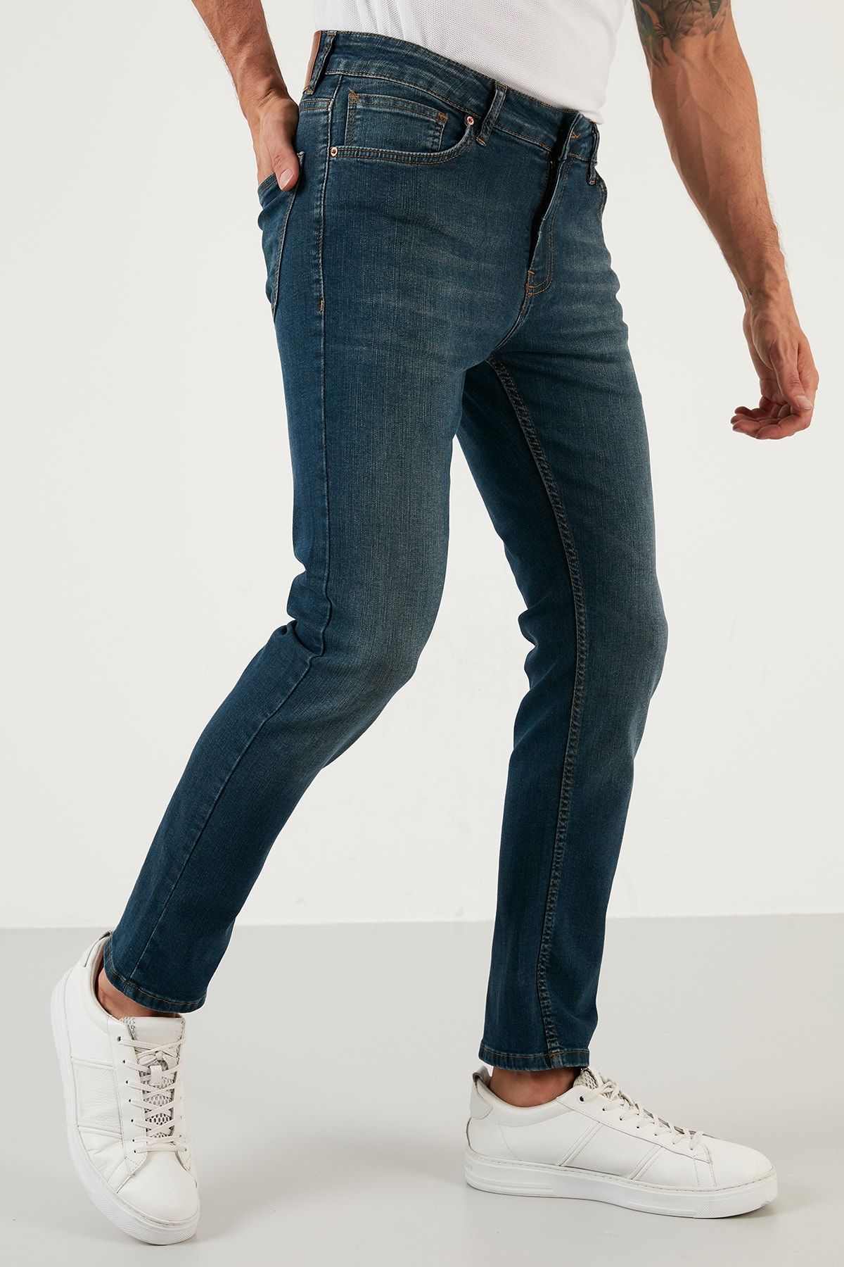 Buratti Pamuklu Normal Bel Slim Fit Boru Paça Jeans Erkek Kot Pantolon 2000g117parma